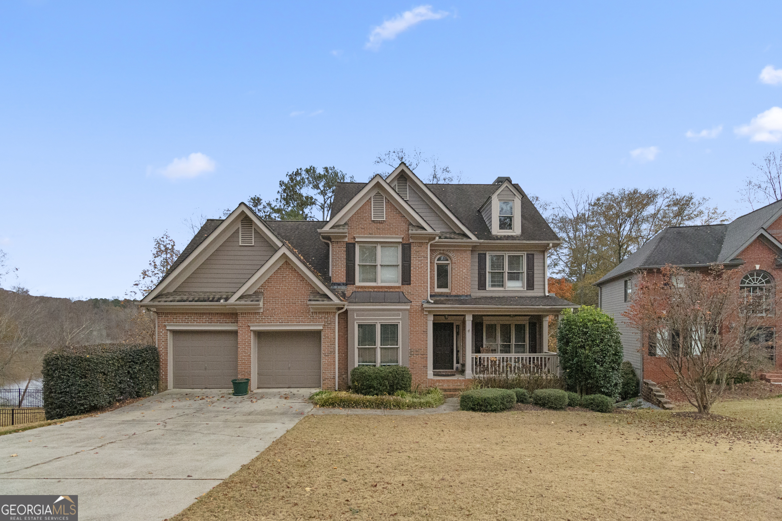 325 Morning Mist Walk