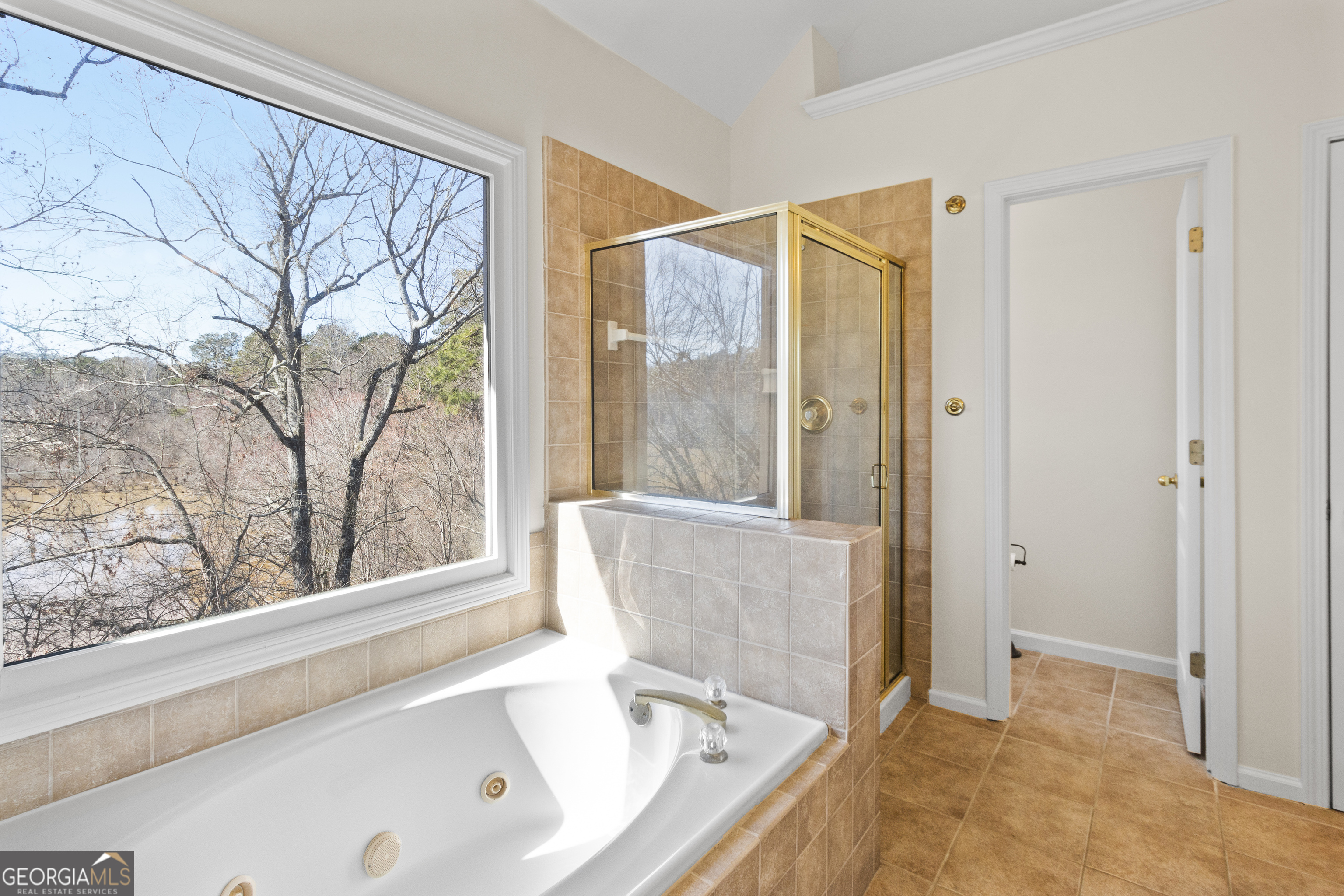 325 Morning Mist Walk