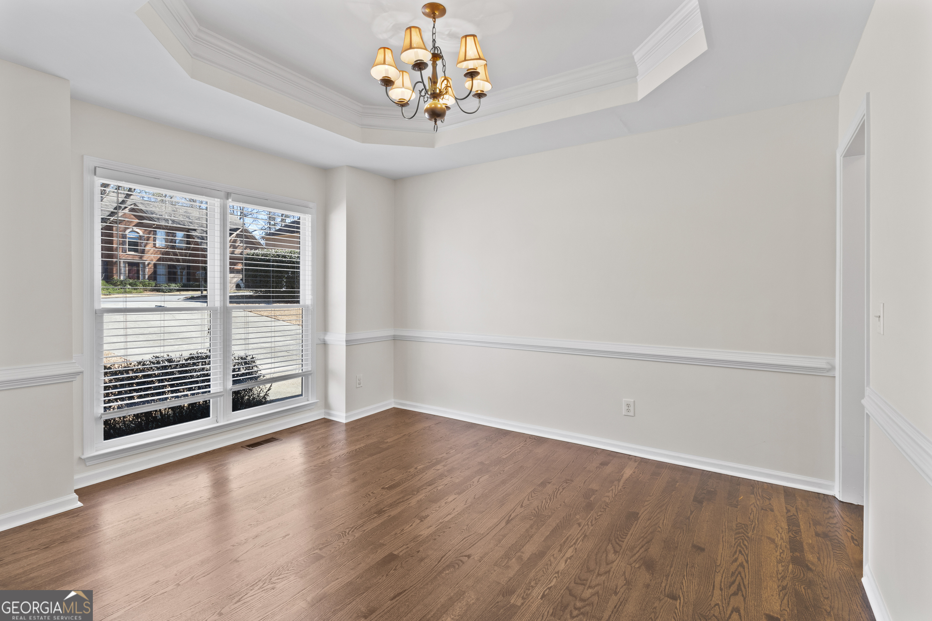 325 Morning Mist Walk