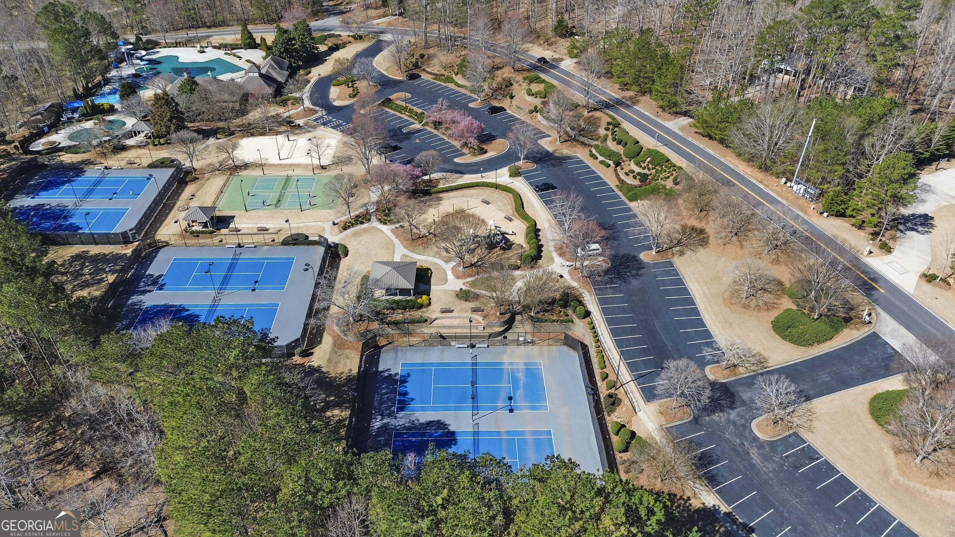 325 Morning Mist Walk