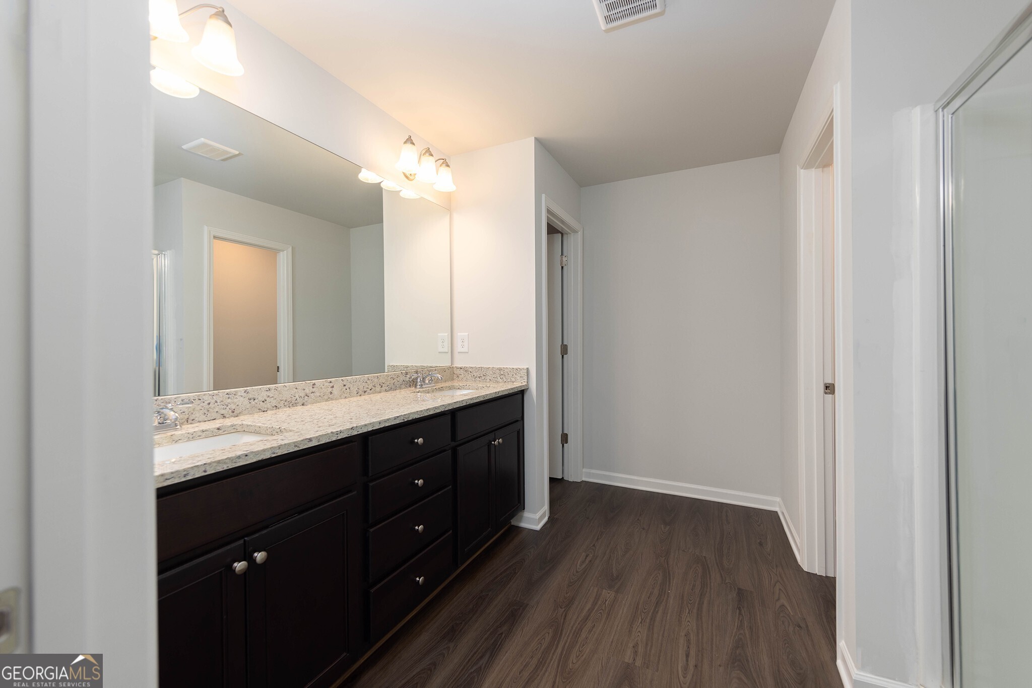 1112 Bartlett Trace, Suwanee