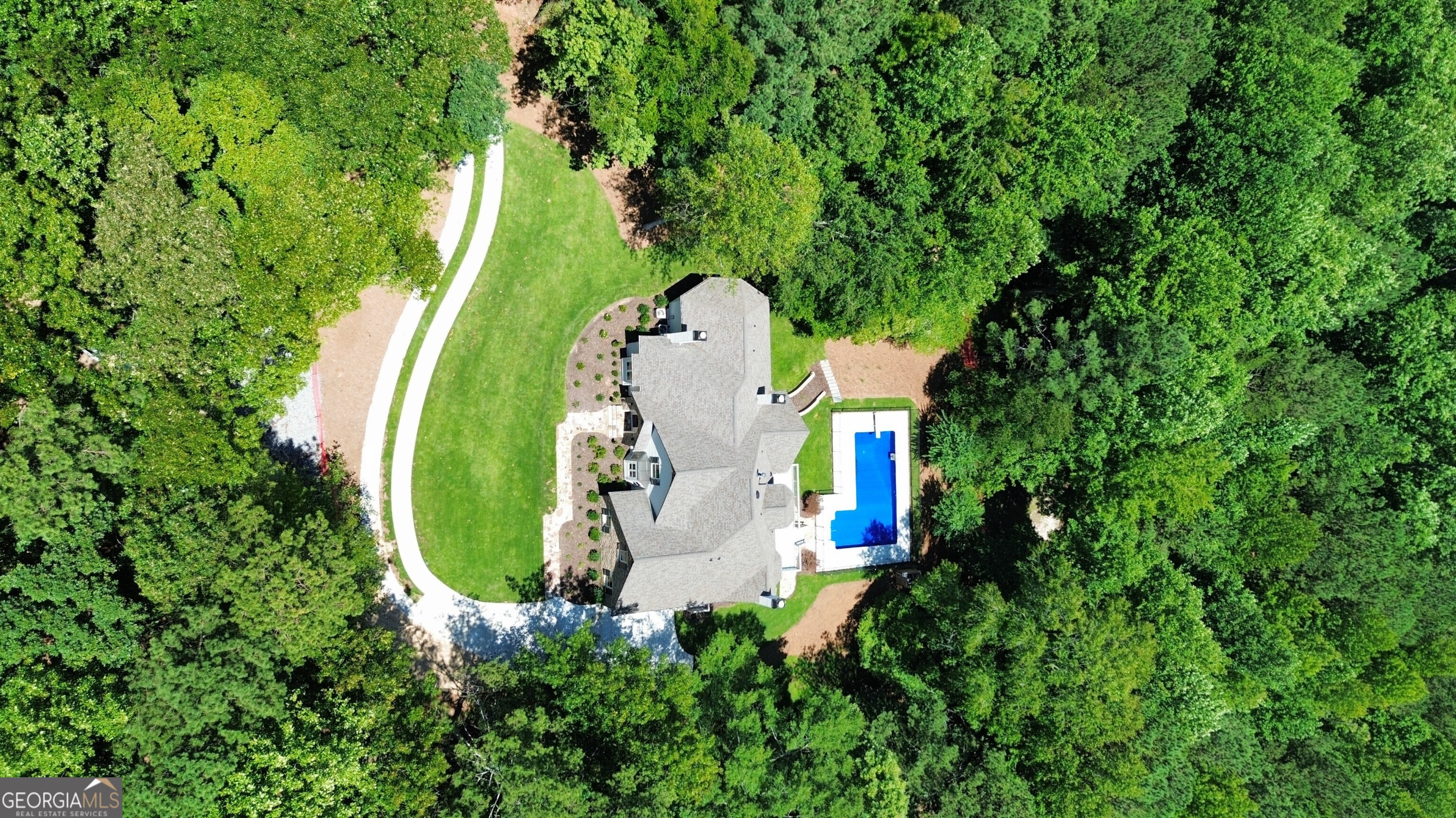 2410 Glade Overlook, Cumming