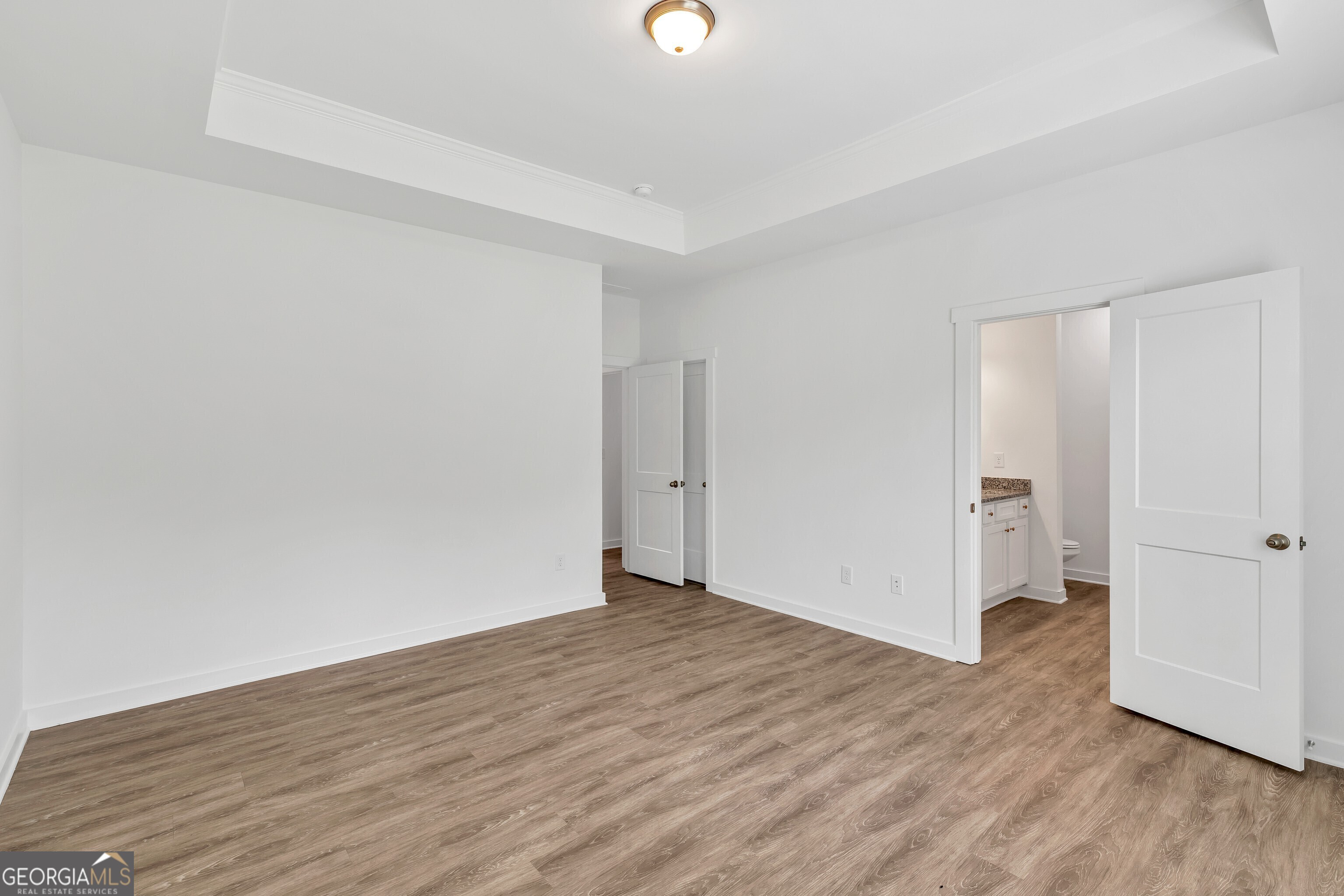 111 Breakwater Way, Perry