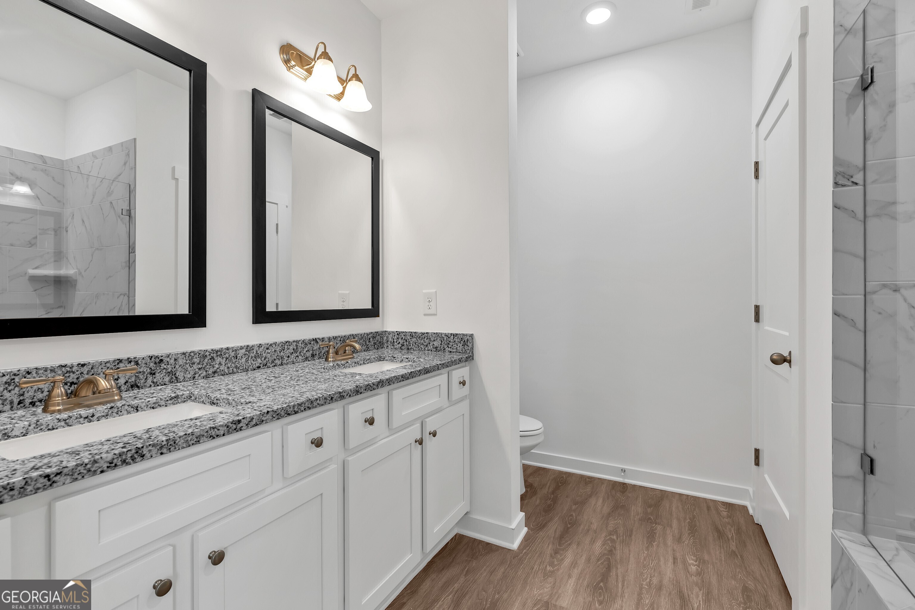 111 Breakwater Way, Perry