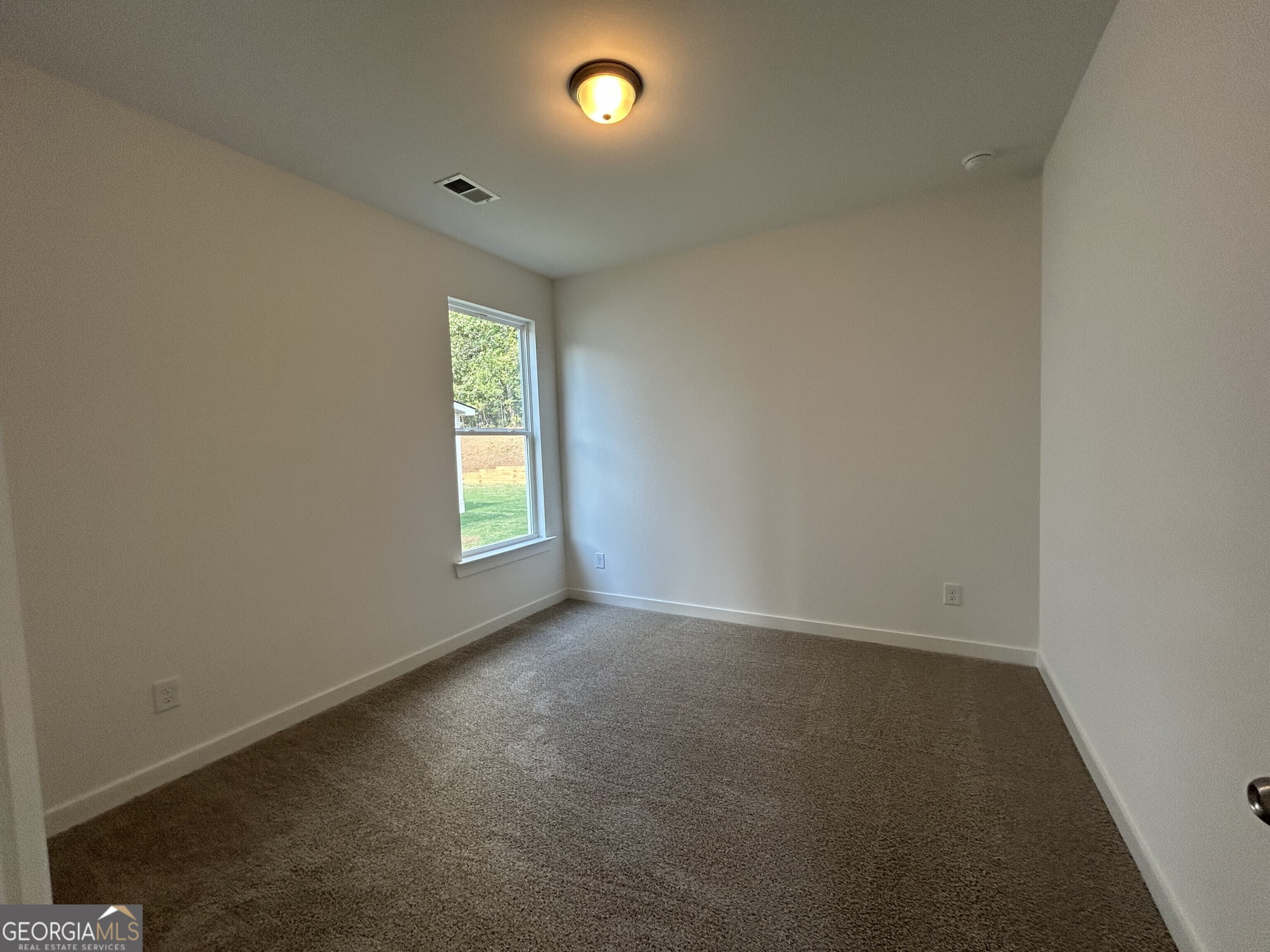 195 Annie Lane, Statham