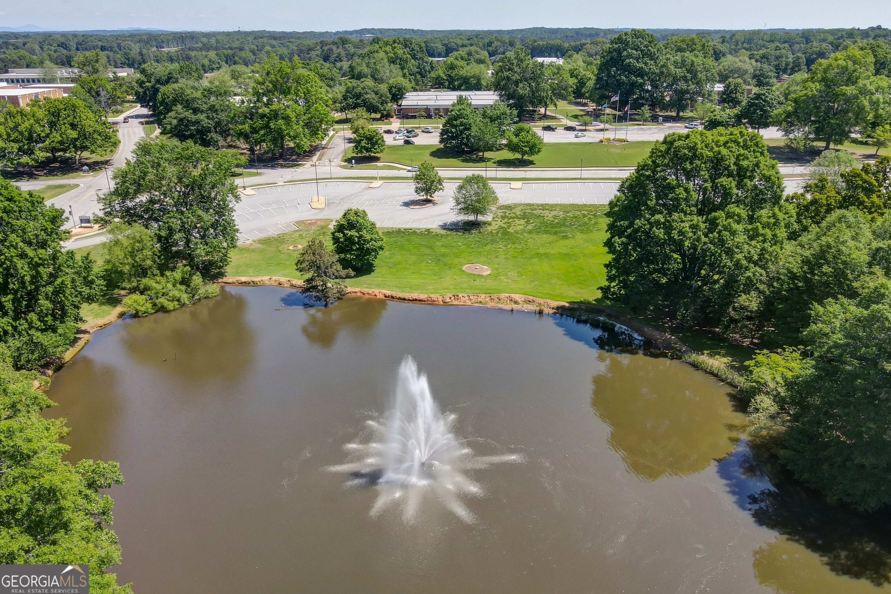 5662 Evelyn Lane, Flowery Branch