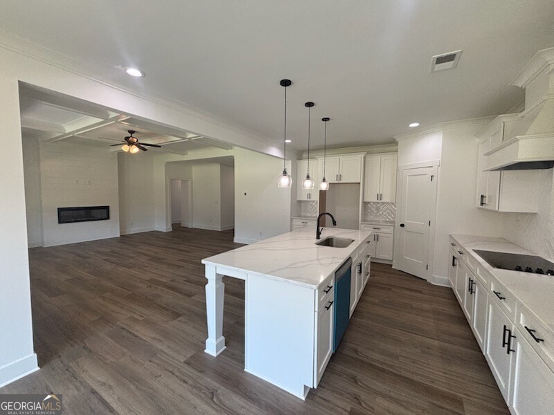 1297 PJ East Road, Covington