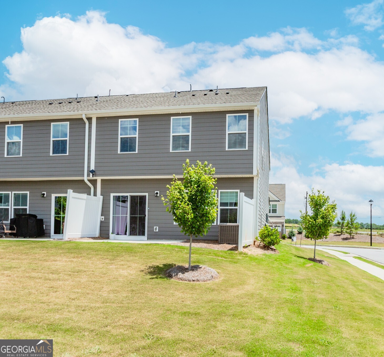 233 Salt Lake Lane, Hoschton