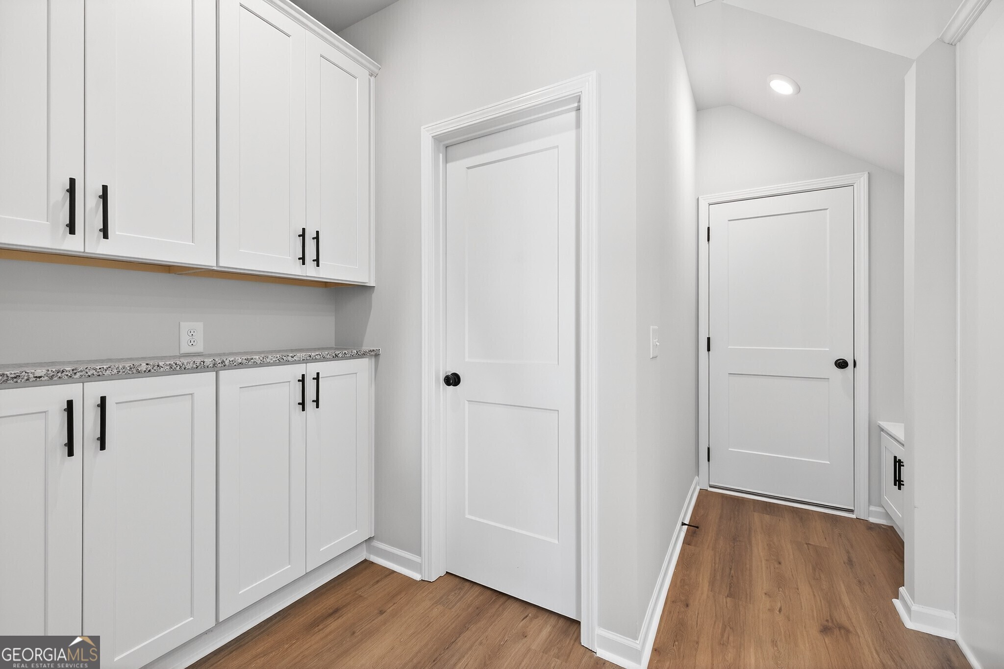 548 Madison Street # 100, Commerce Unit: 100