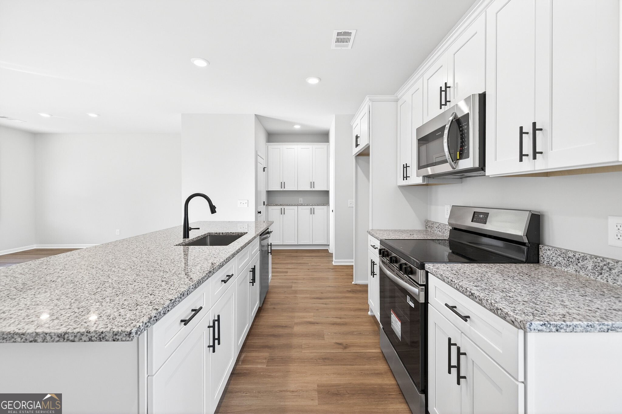 548 Madison Street # 100, Commerce Unit: 100