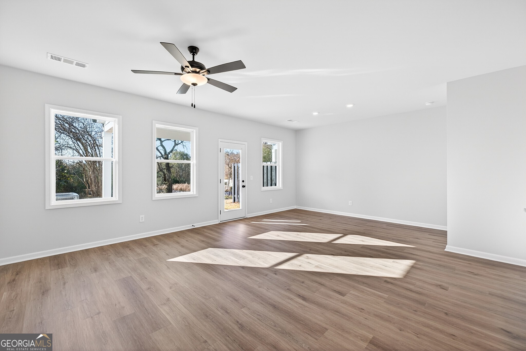 548 Madison Street # 100, Commerce Unit: 100