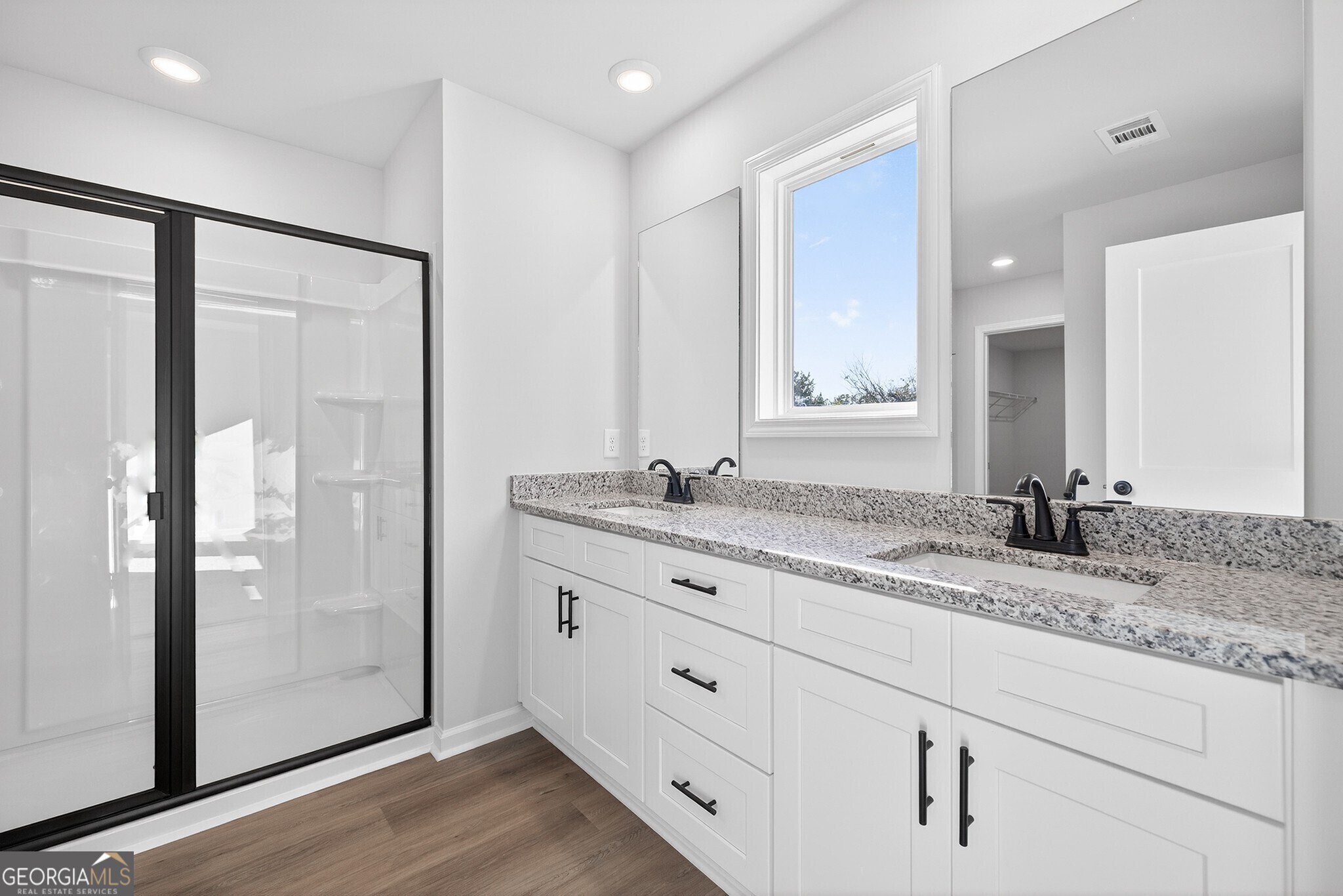 548 Madison Street # 100, Commerce Unit: 100