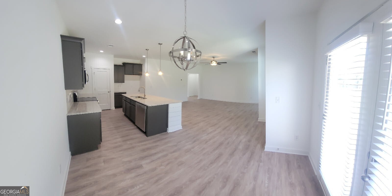 107 Breakwater Way, Perry