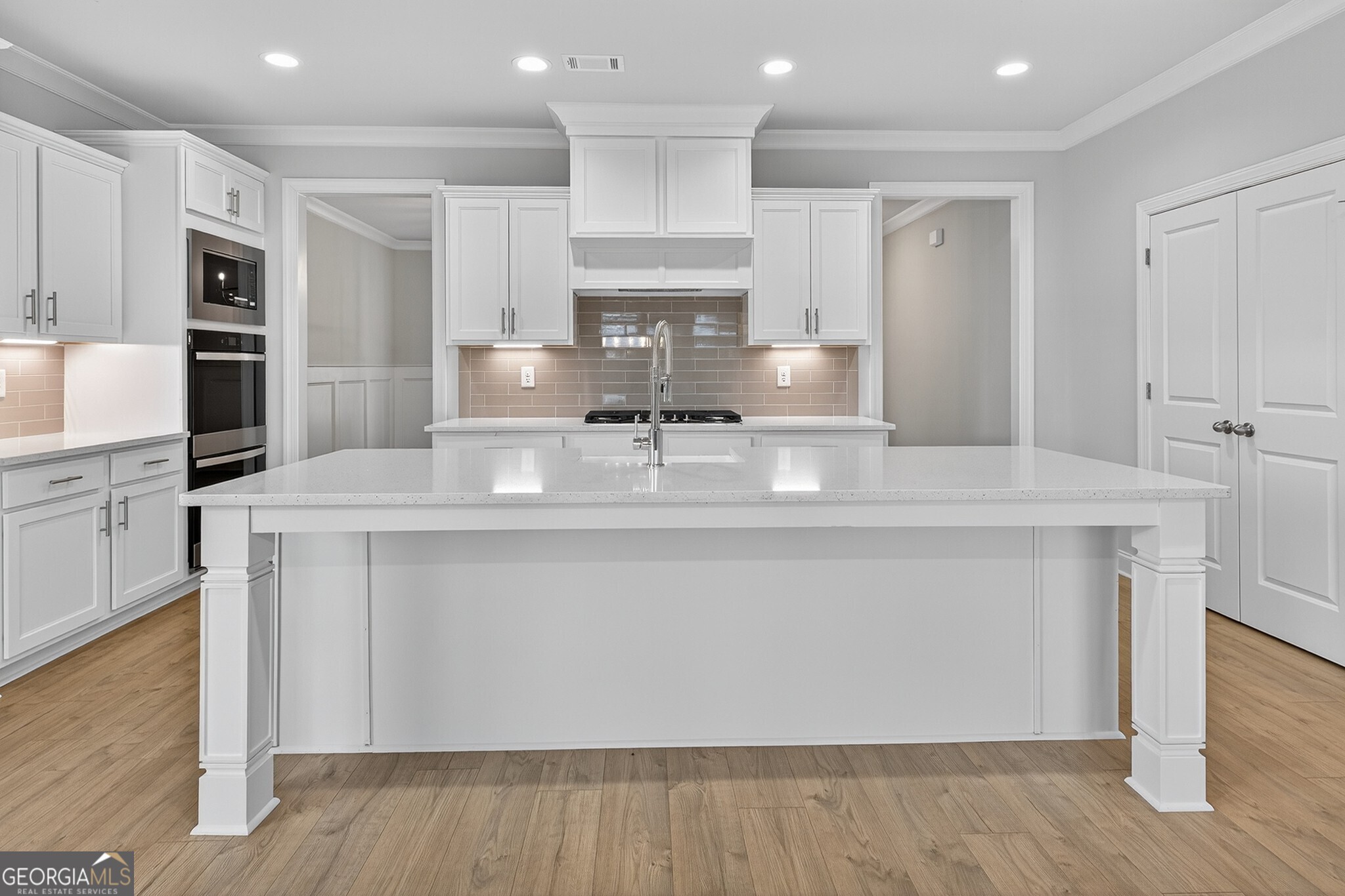 5579 Spring Street, Flowery Branch