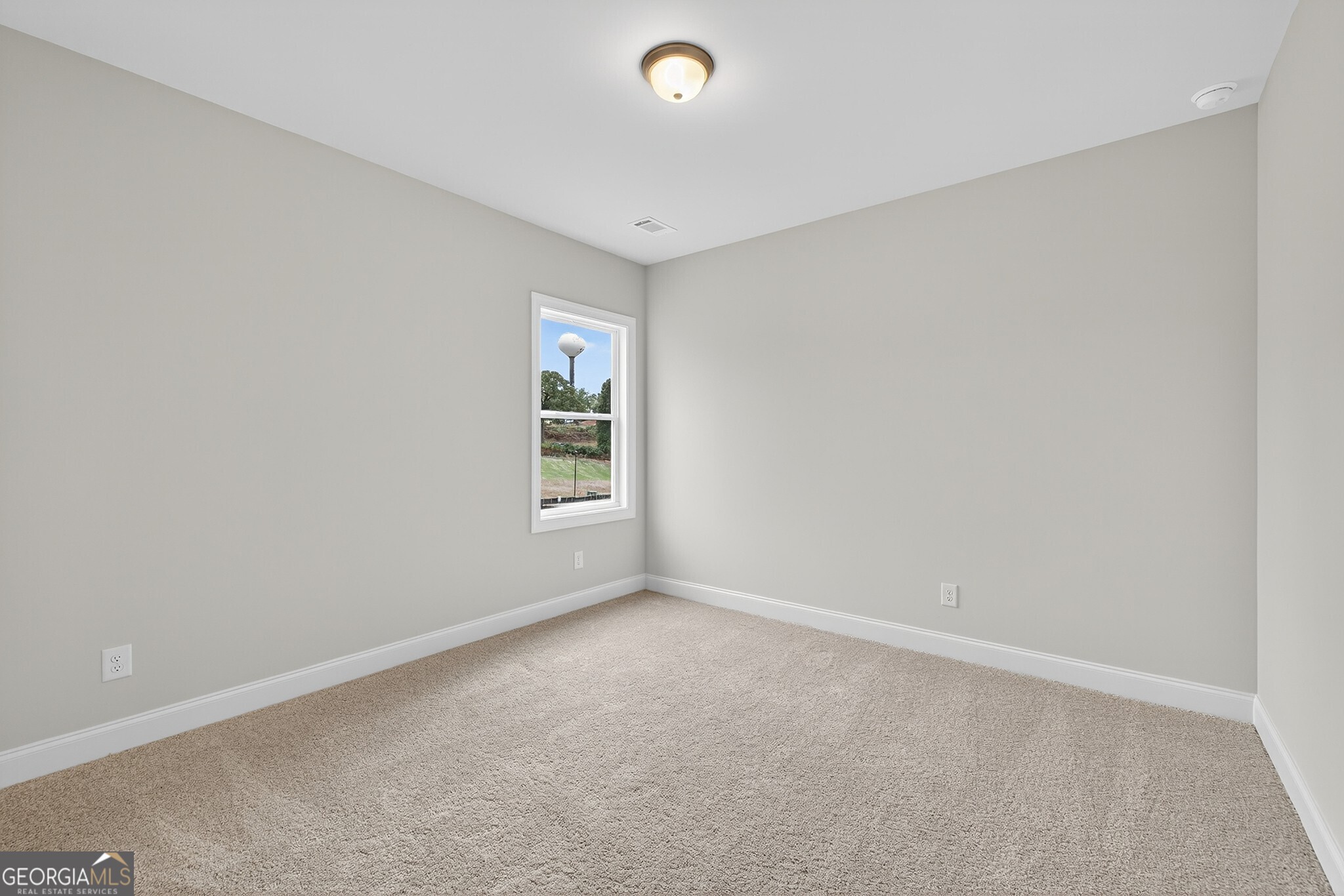 5579 Spring Street, Flowery Branch