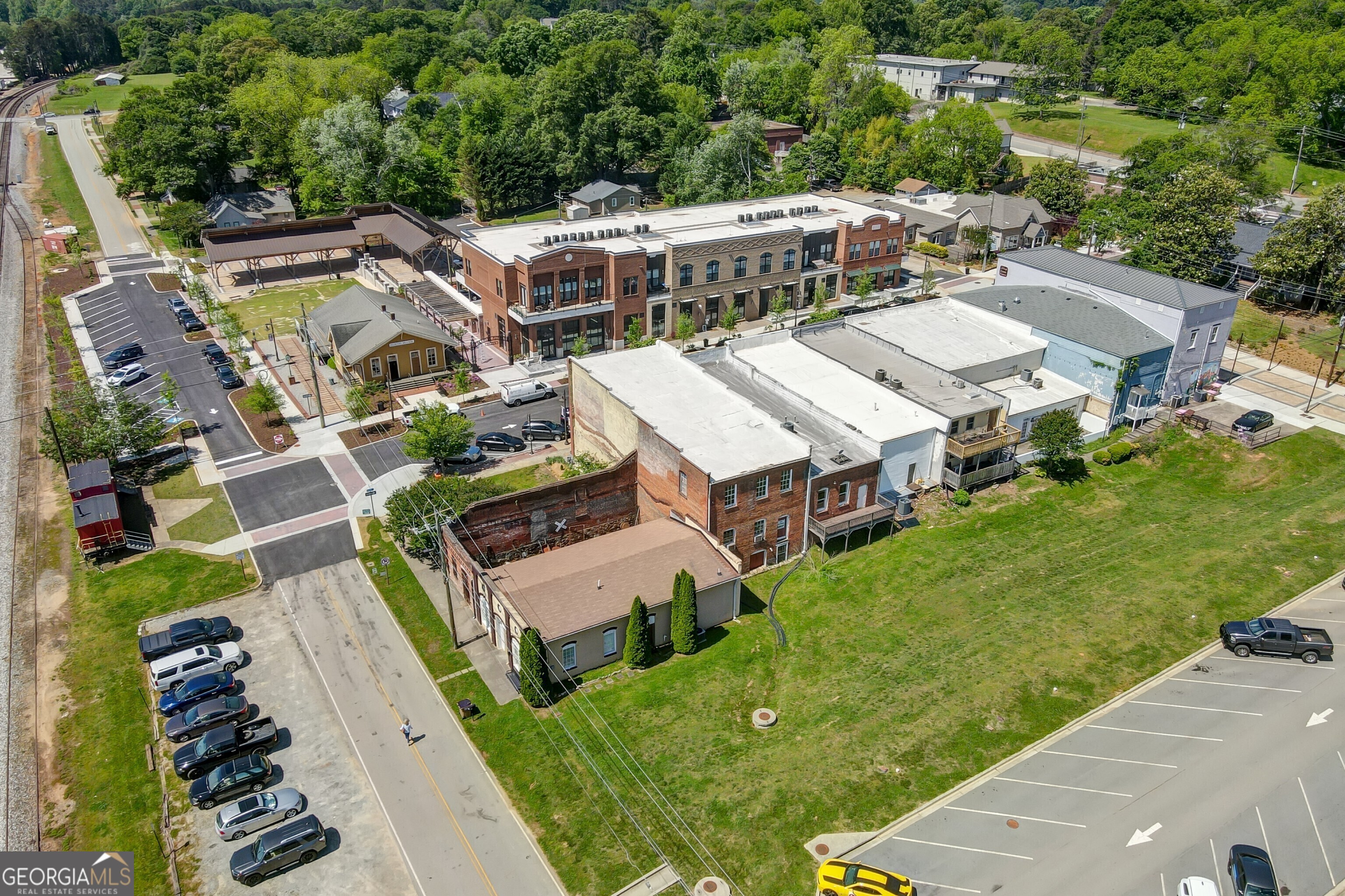 5579 Spring Street, Flowery Branch