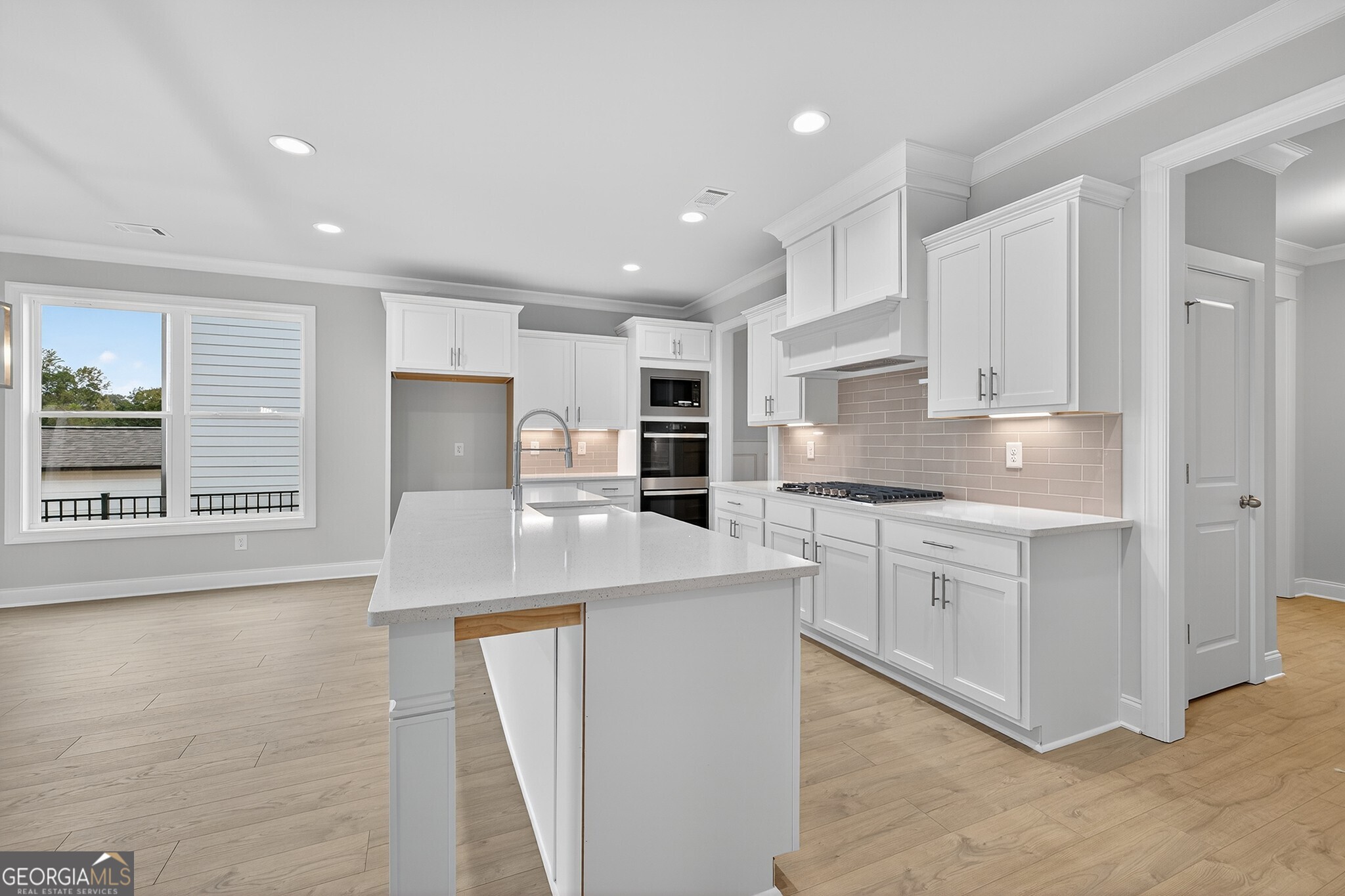 5579 Spring Street, Flowery Branch