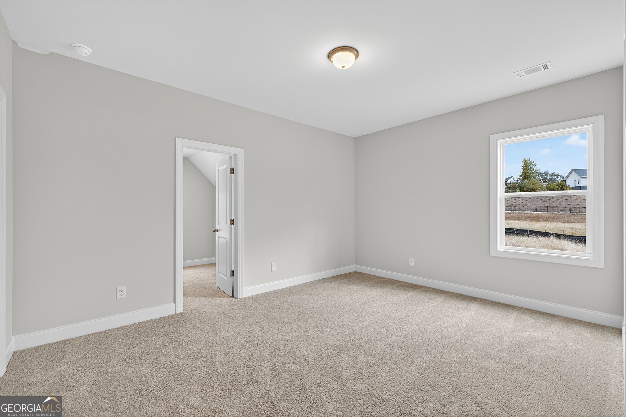 5579 Spring Street, Flowery Branch