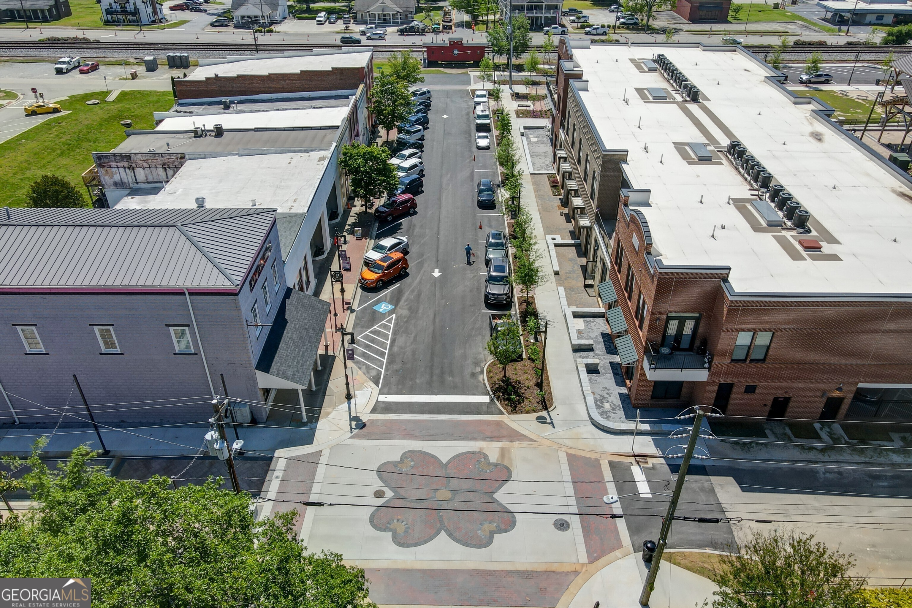 5579 Spring Street, Flowery Branch