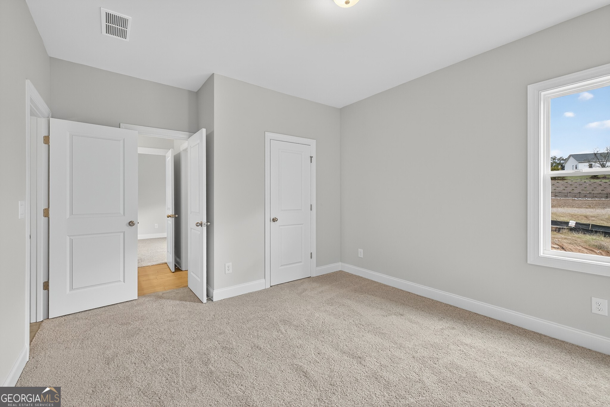 5579 Spring Street, Flowery Branch