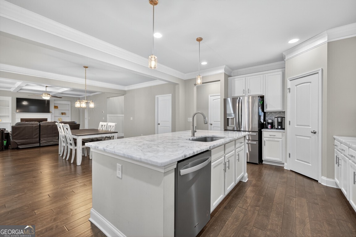 3551 Dockside Shores Drive