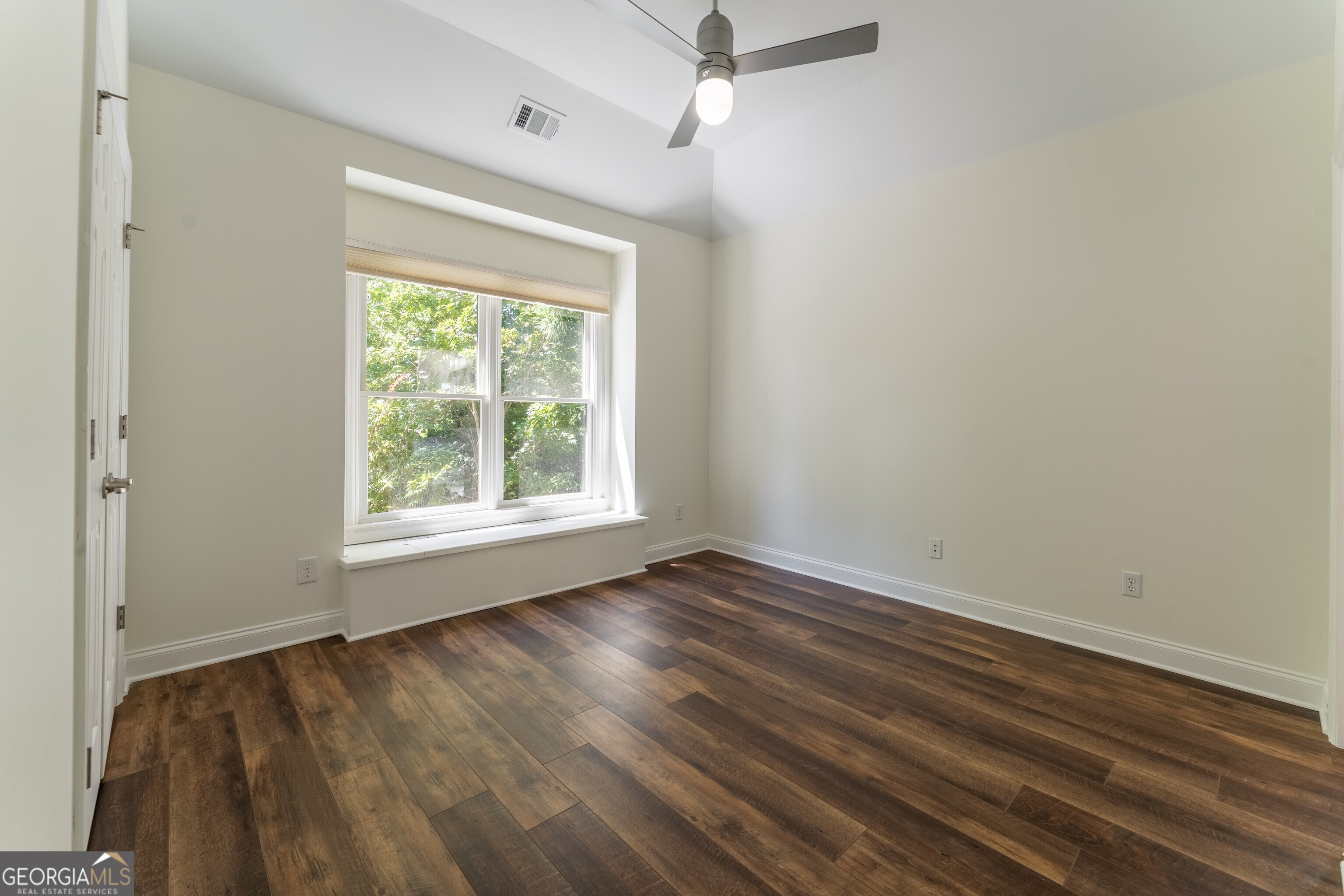 5885 Trailwood Court