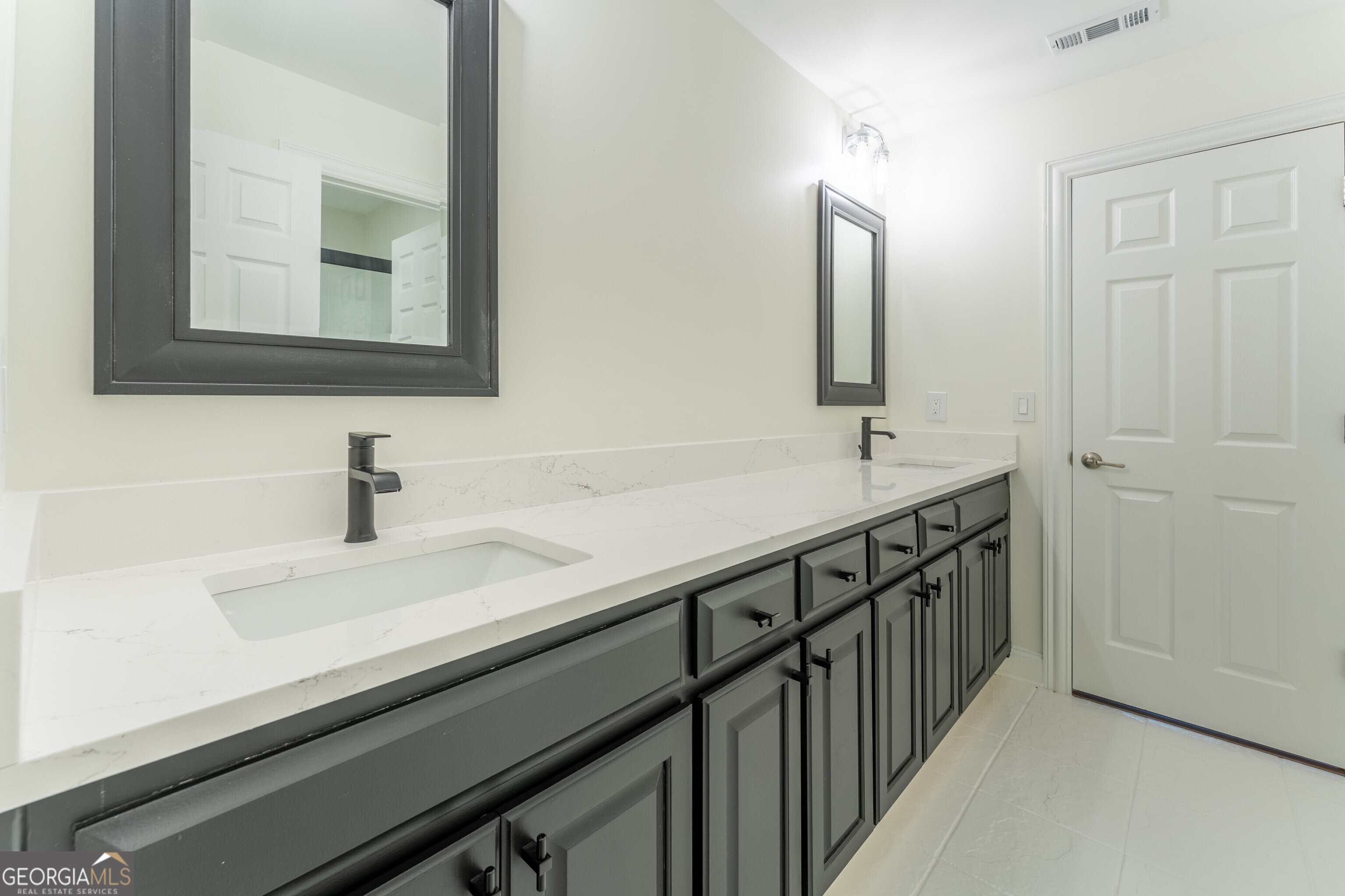 5885 Trailwood Court