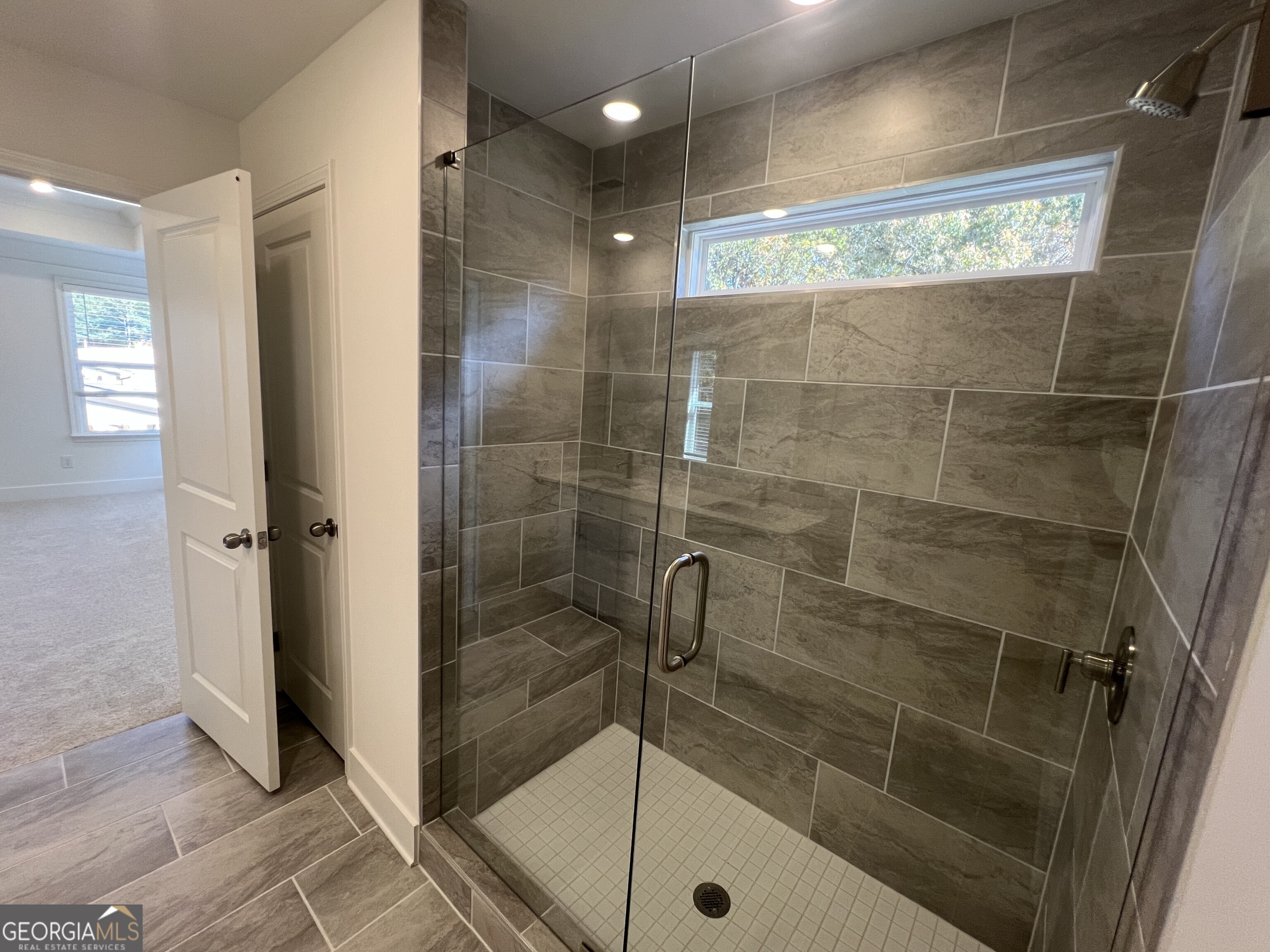 4340 Willow Creek Drive