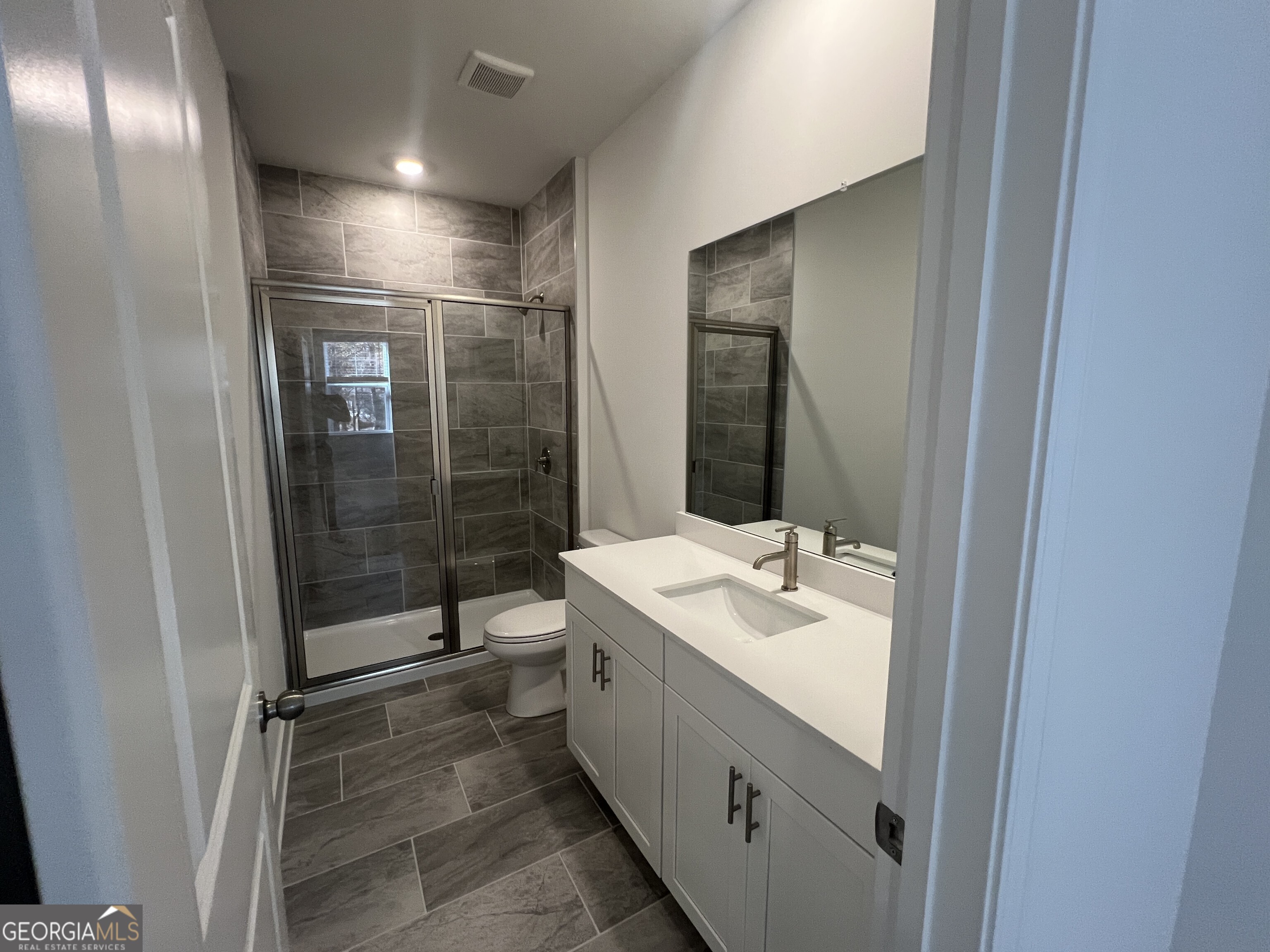 4340 Willow Creek Drive