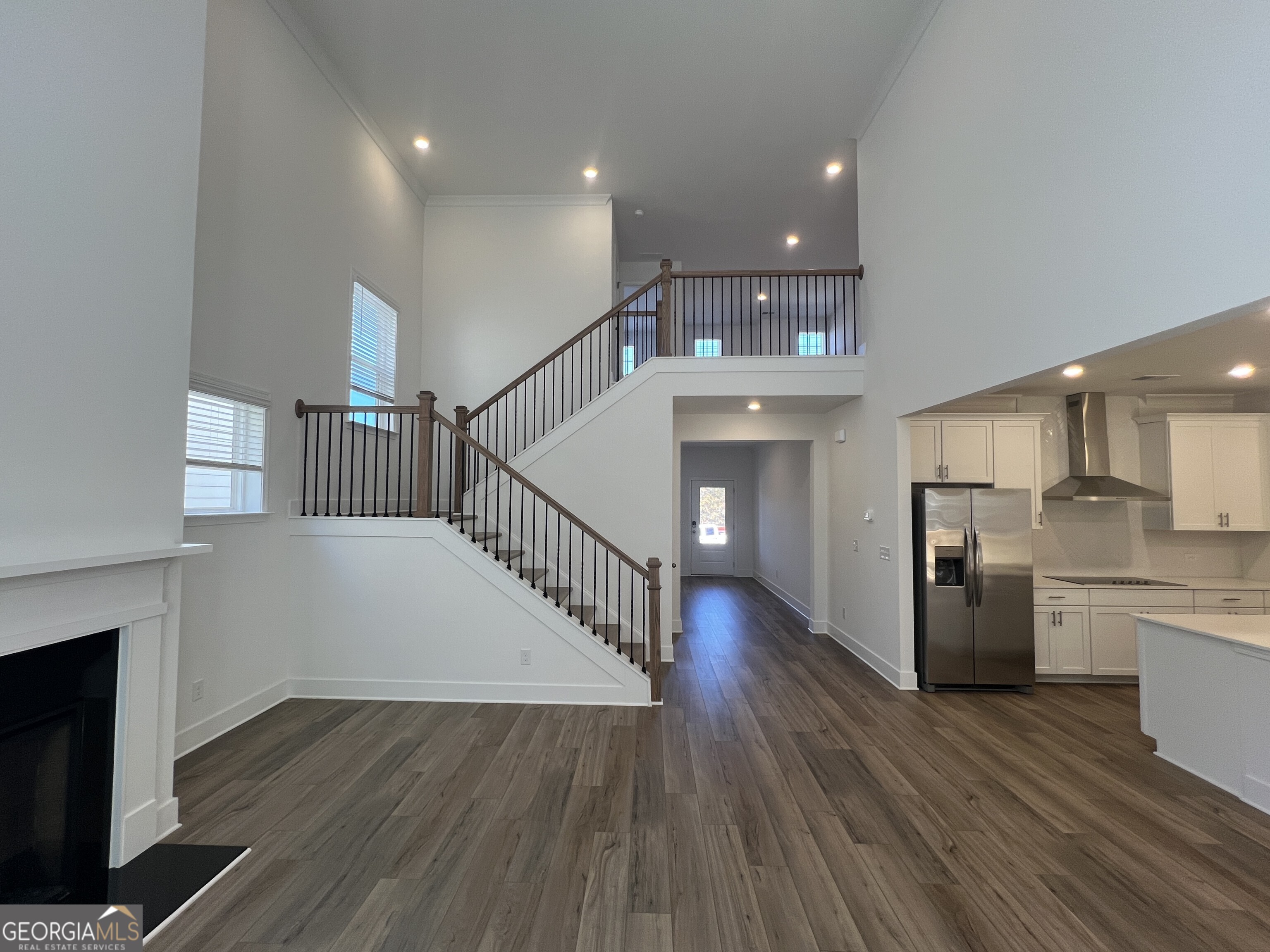 4340 Willow Creek Drive