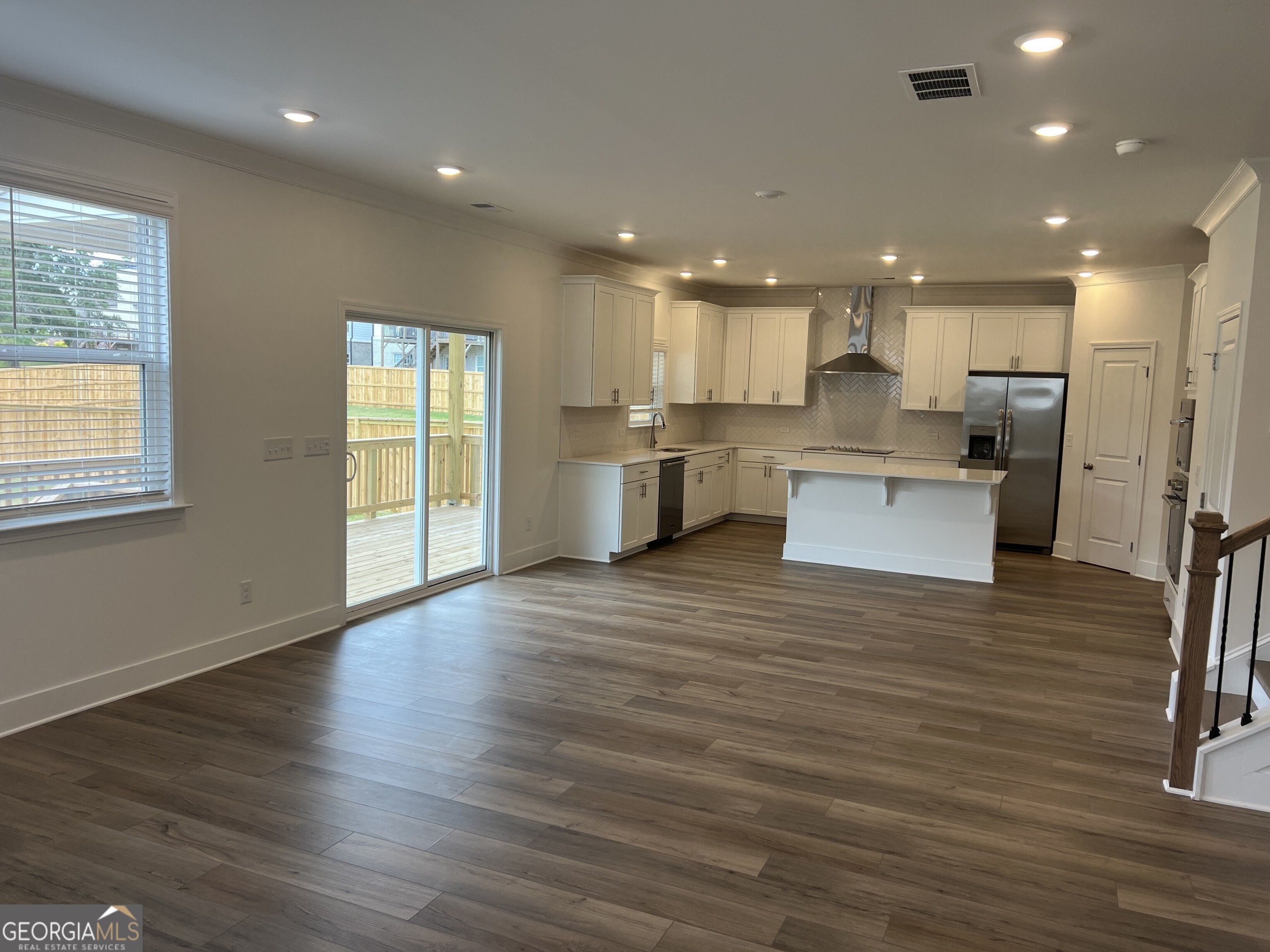 2211 Sycamore Circle