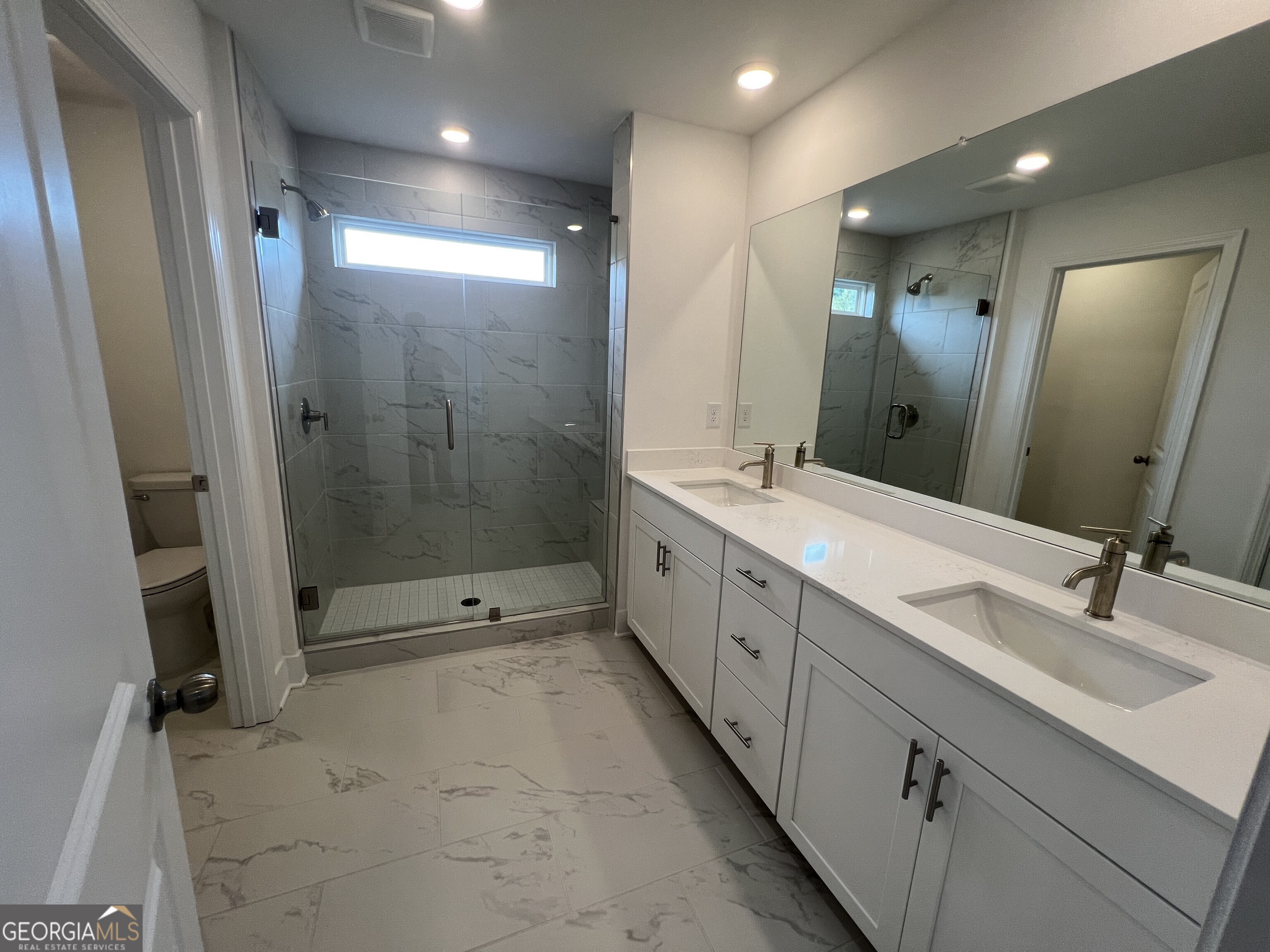 2211 Sycamore Circle