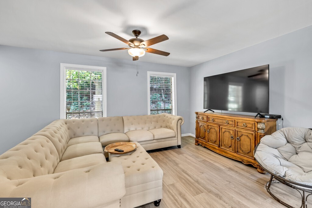 7307 Cardigan Circle