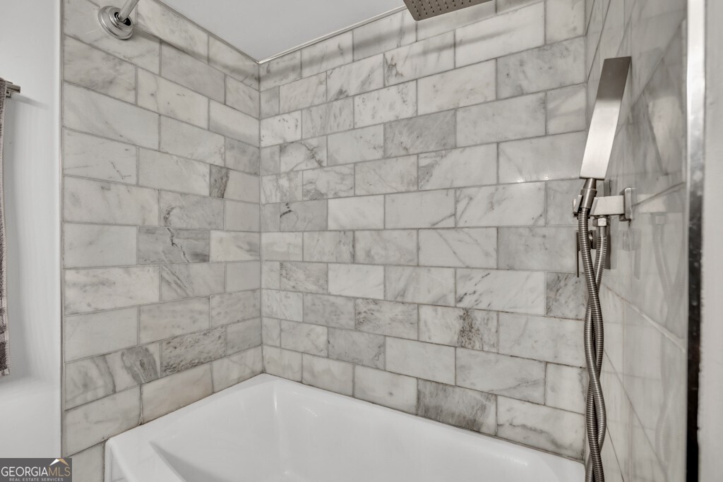 7307 Cardigan Circle