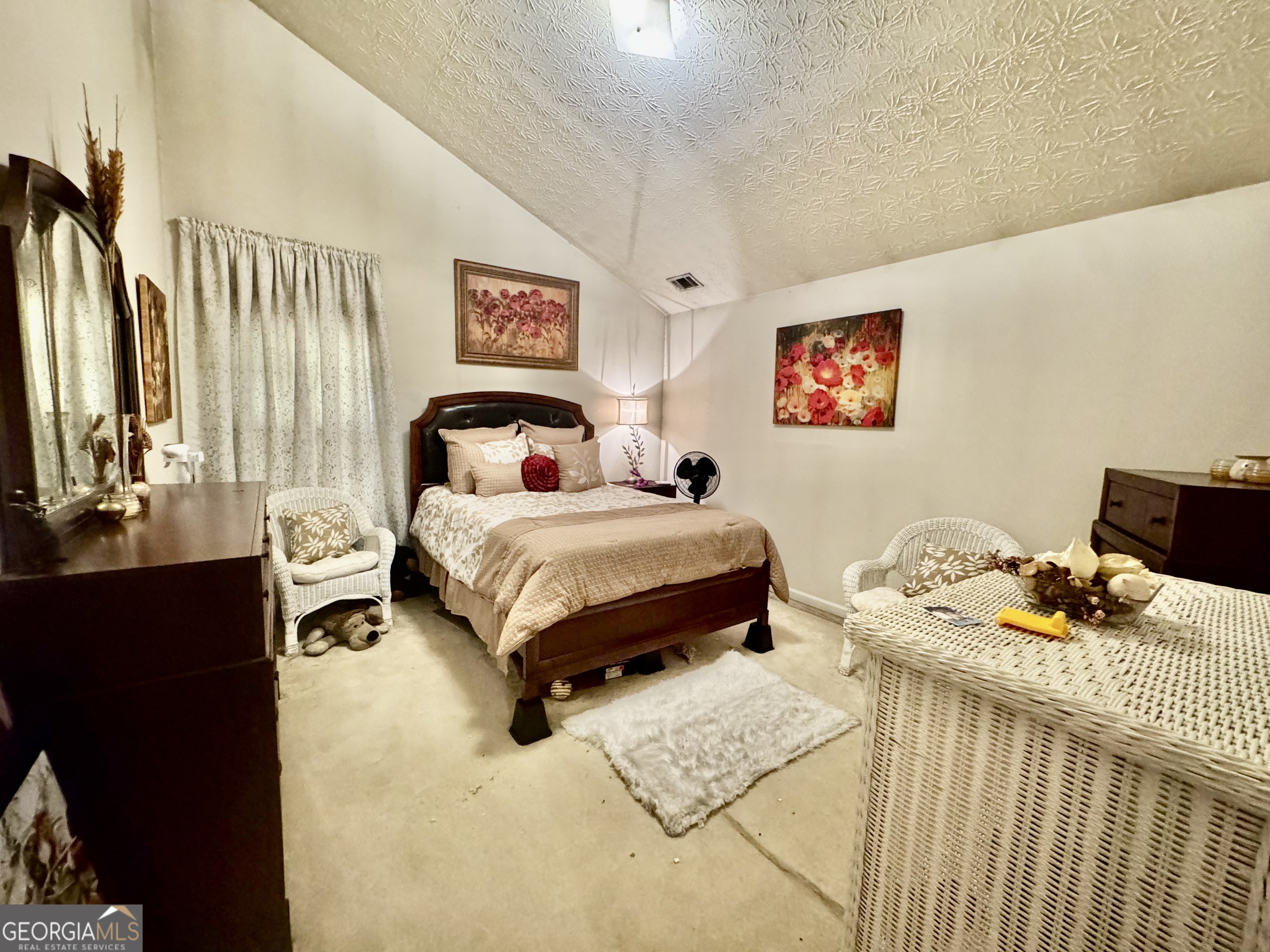 6261 Lake Valley Point