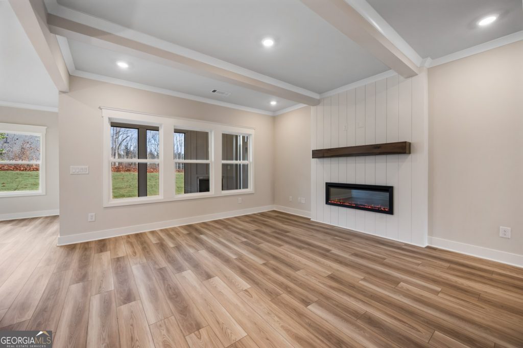 682 Secret Garden Lane # 61A