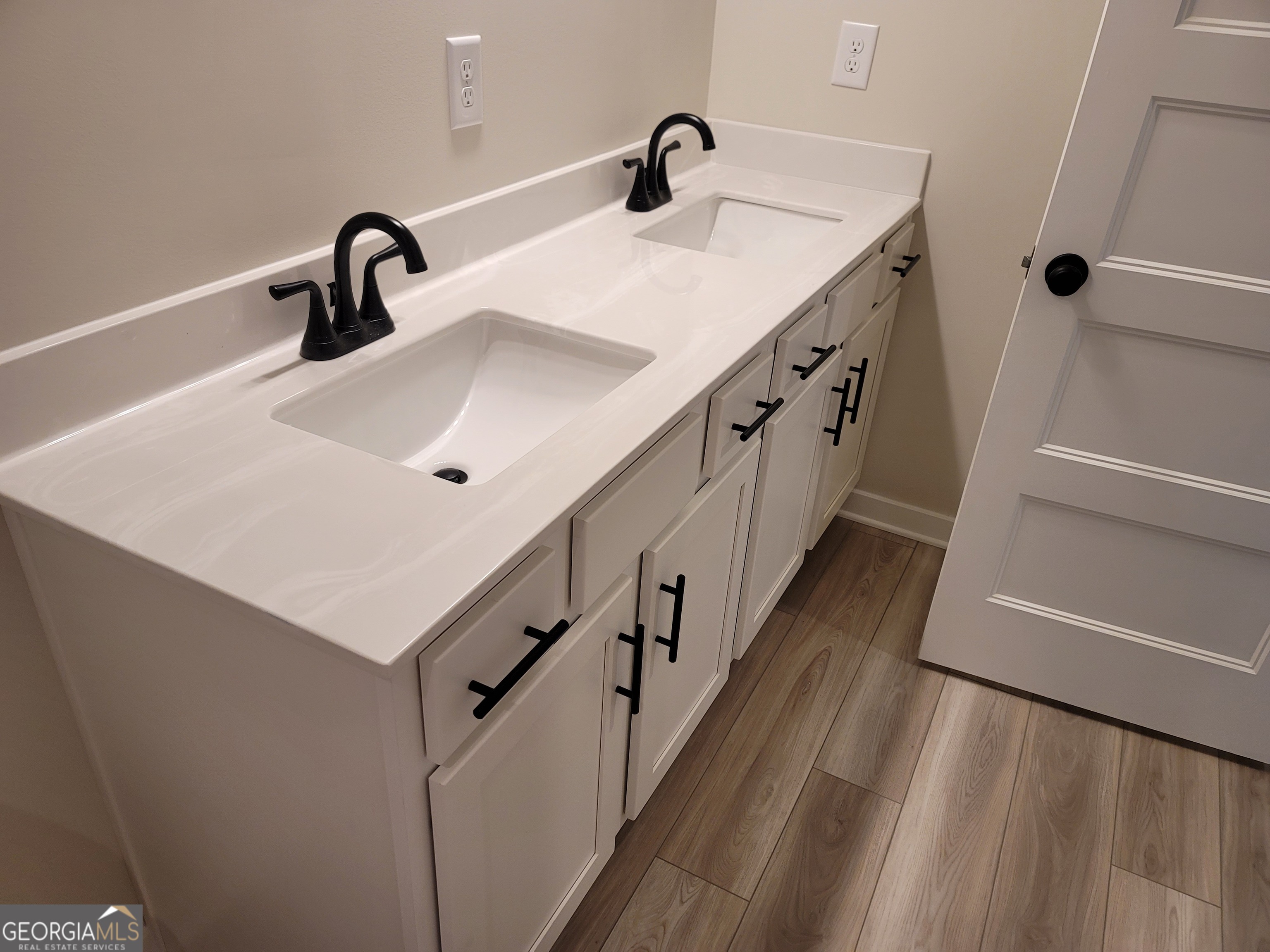 682 Secret Garden Lane # 61A