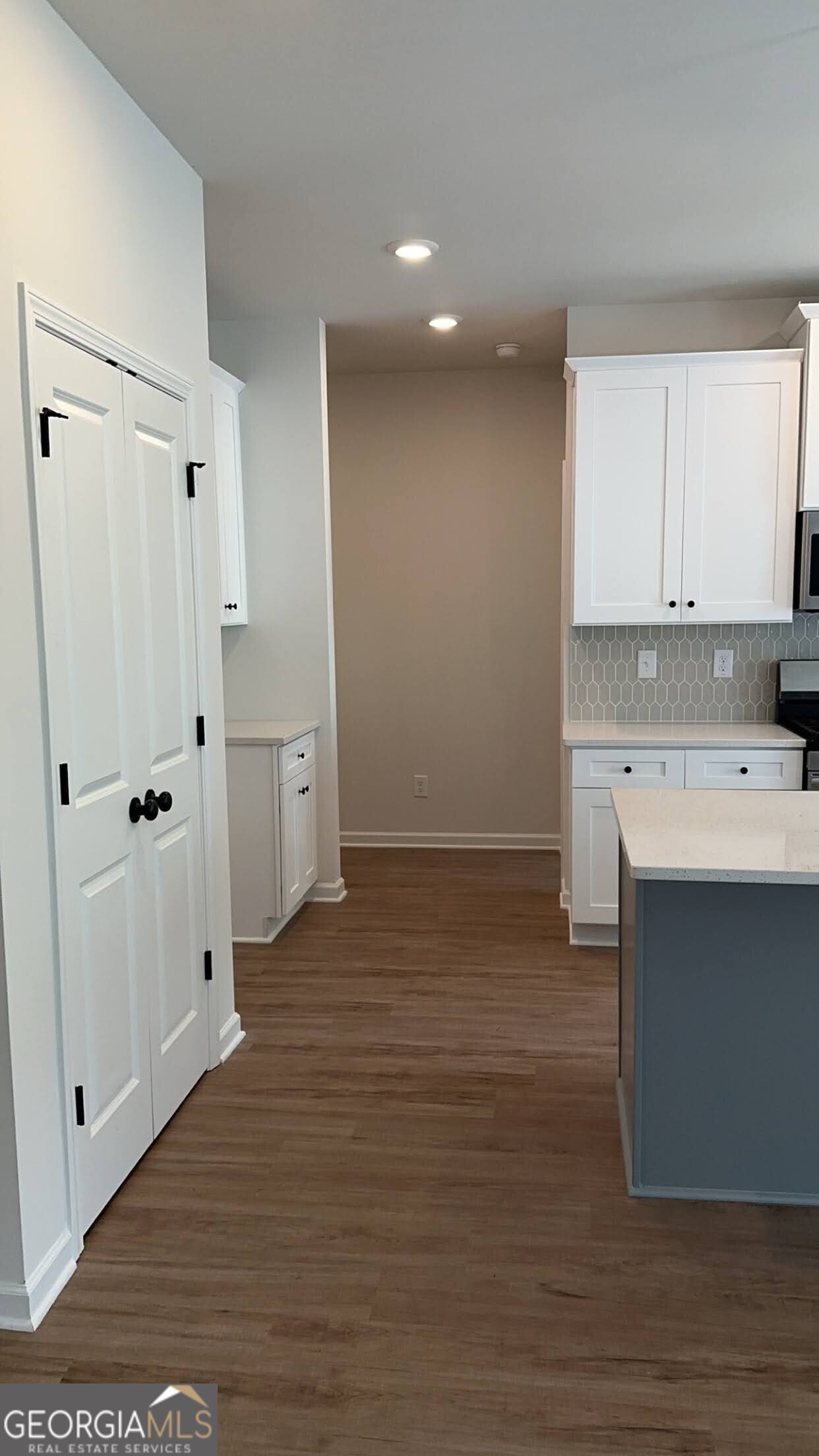 2965 Jefferson Street