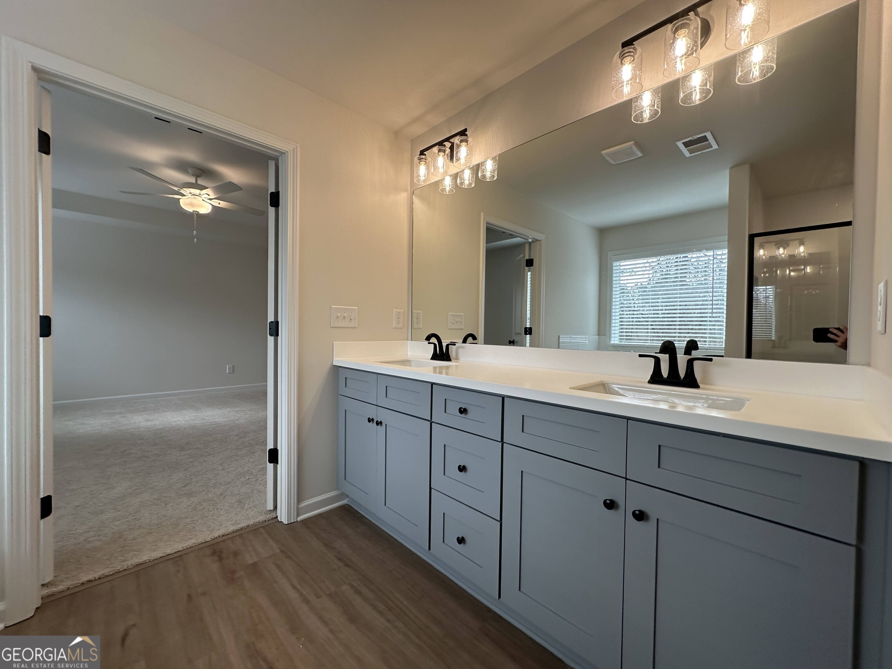 2965 Jefferson Street