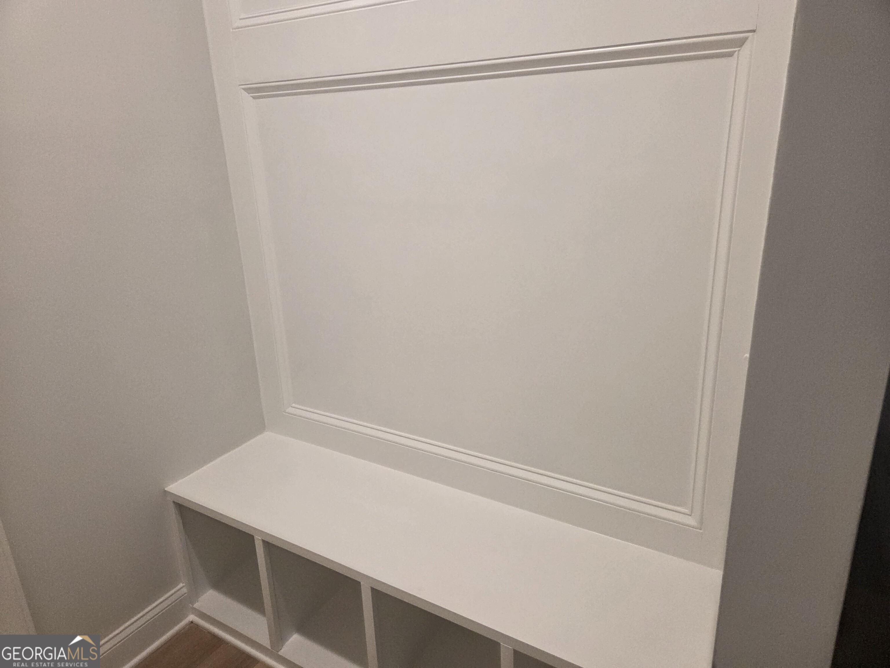 3245 Lions Ruby Lane