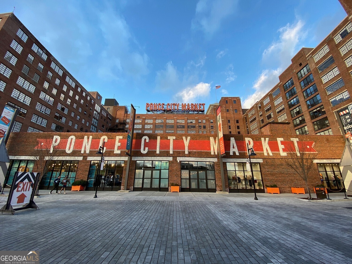 3245 Lions Ruby Lane