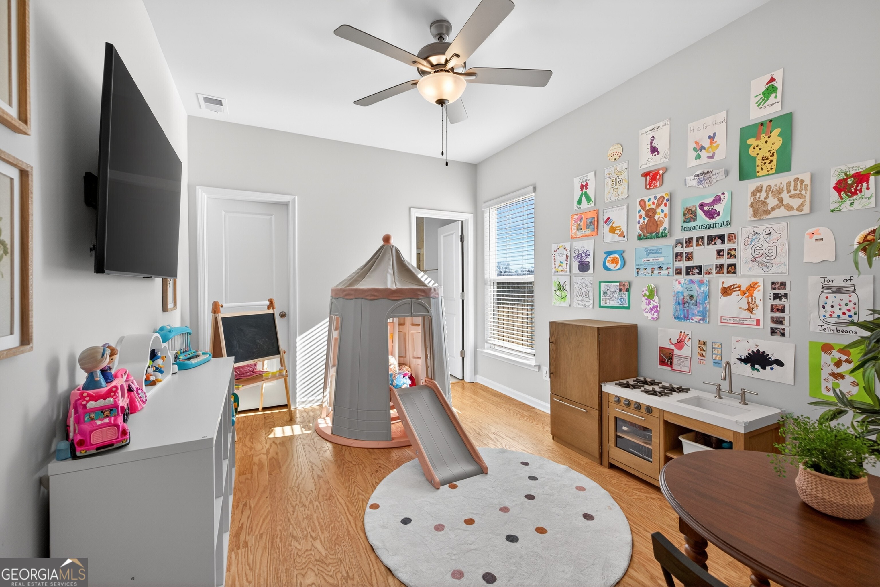 7277 Maple Brook Lane