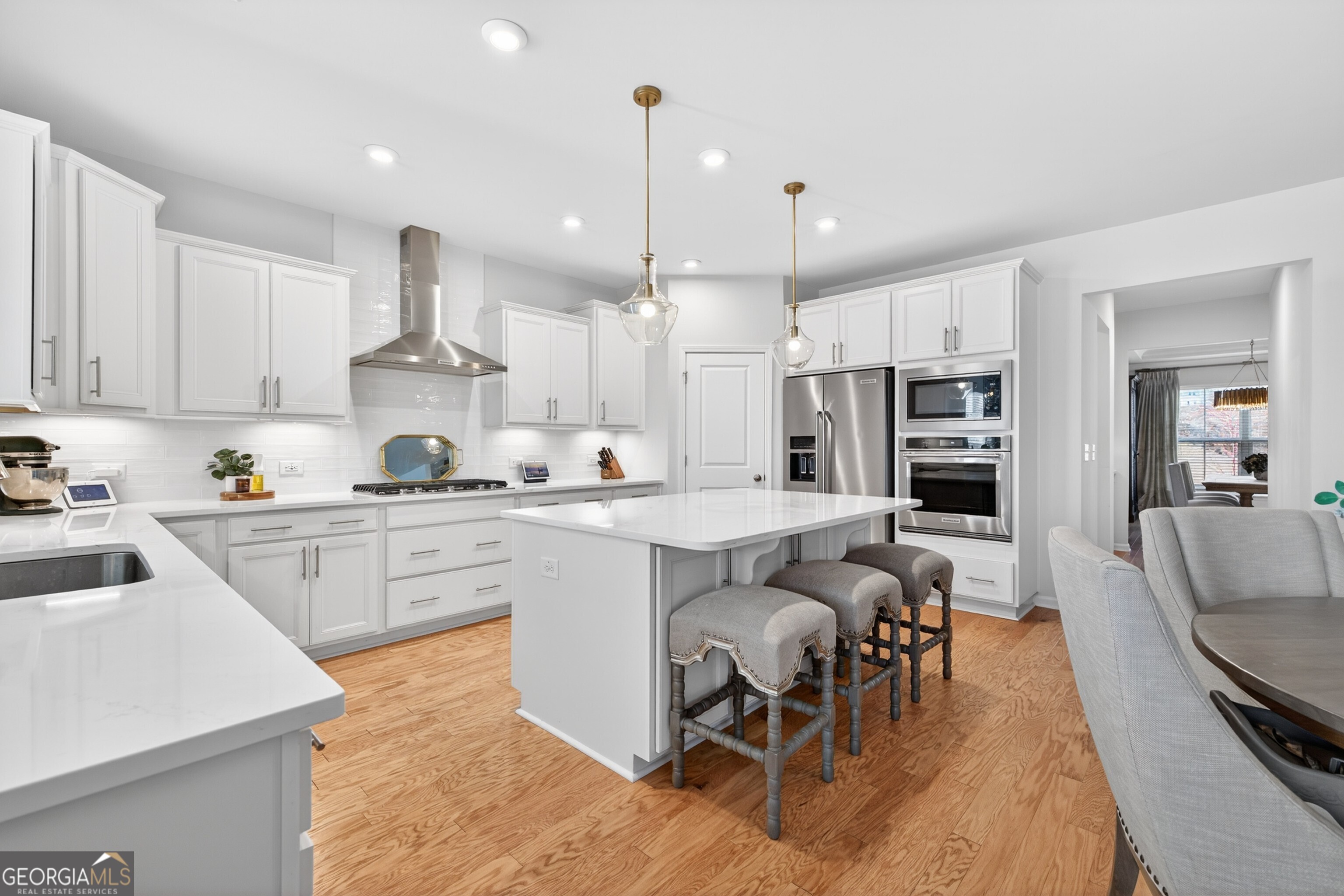 7277 Maple Brook Lane