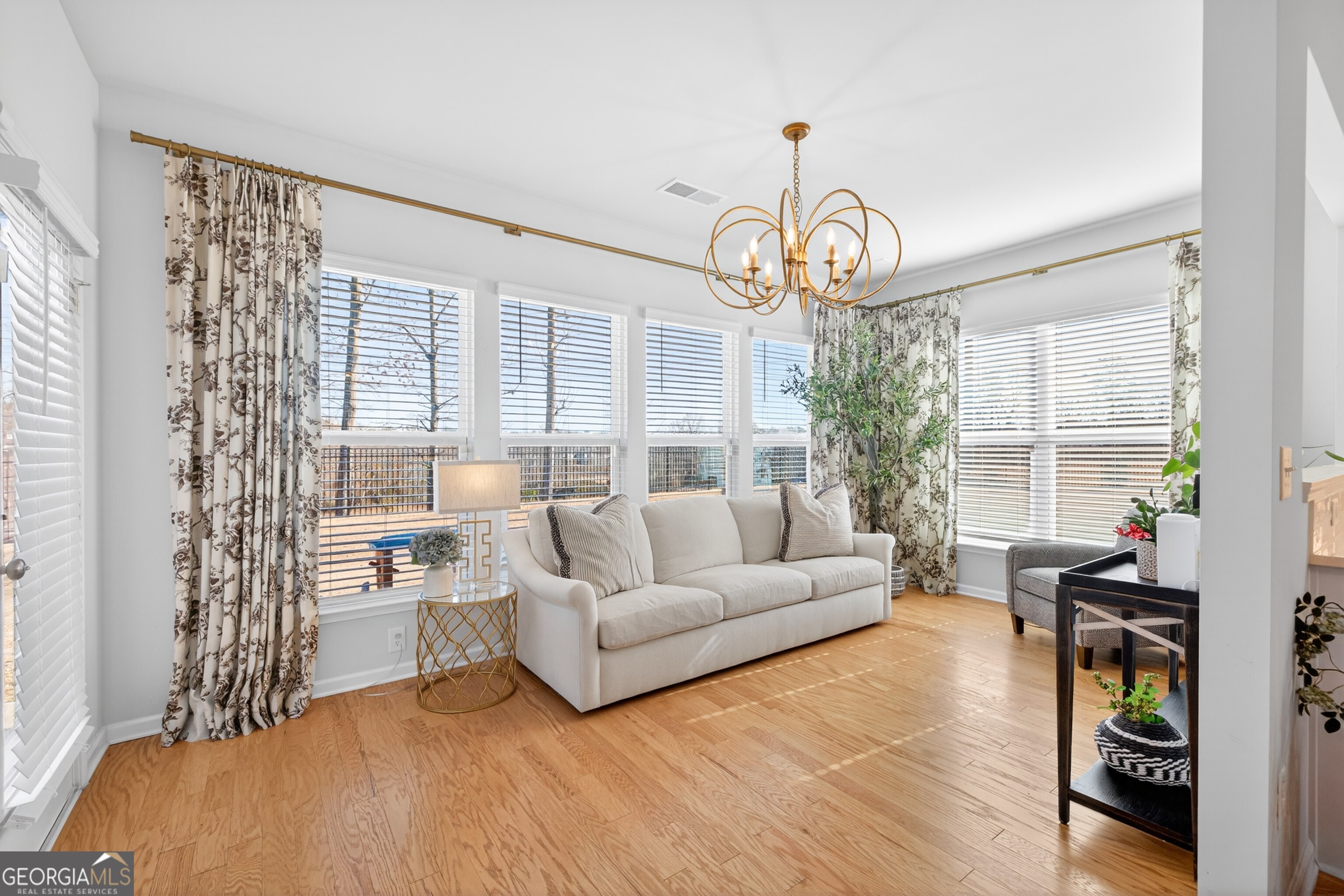 7277 Maple Brook Lane