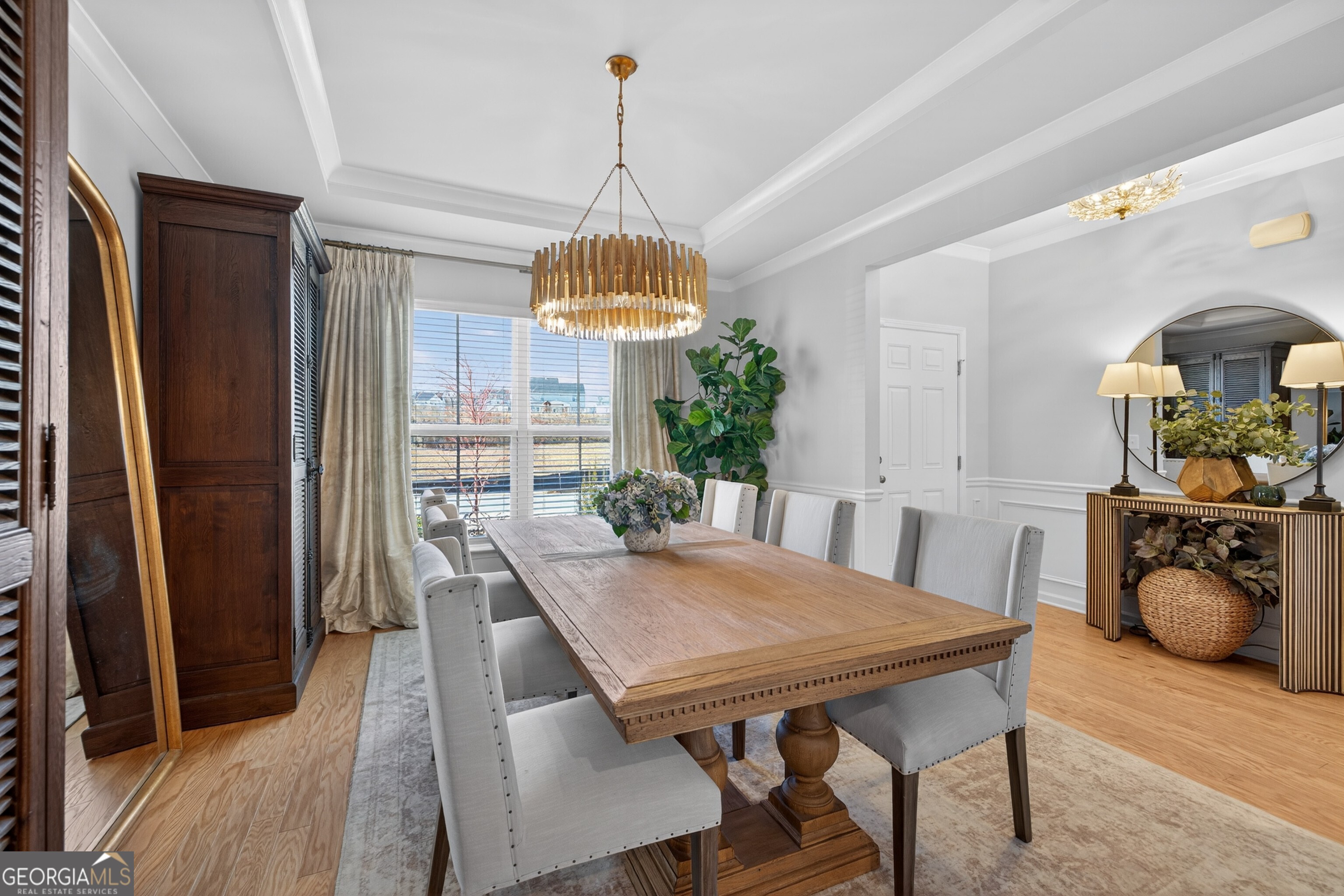 7277 Maple Brook Lane