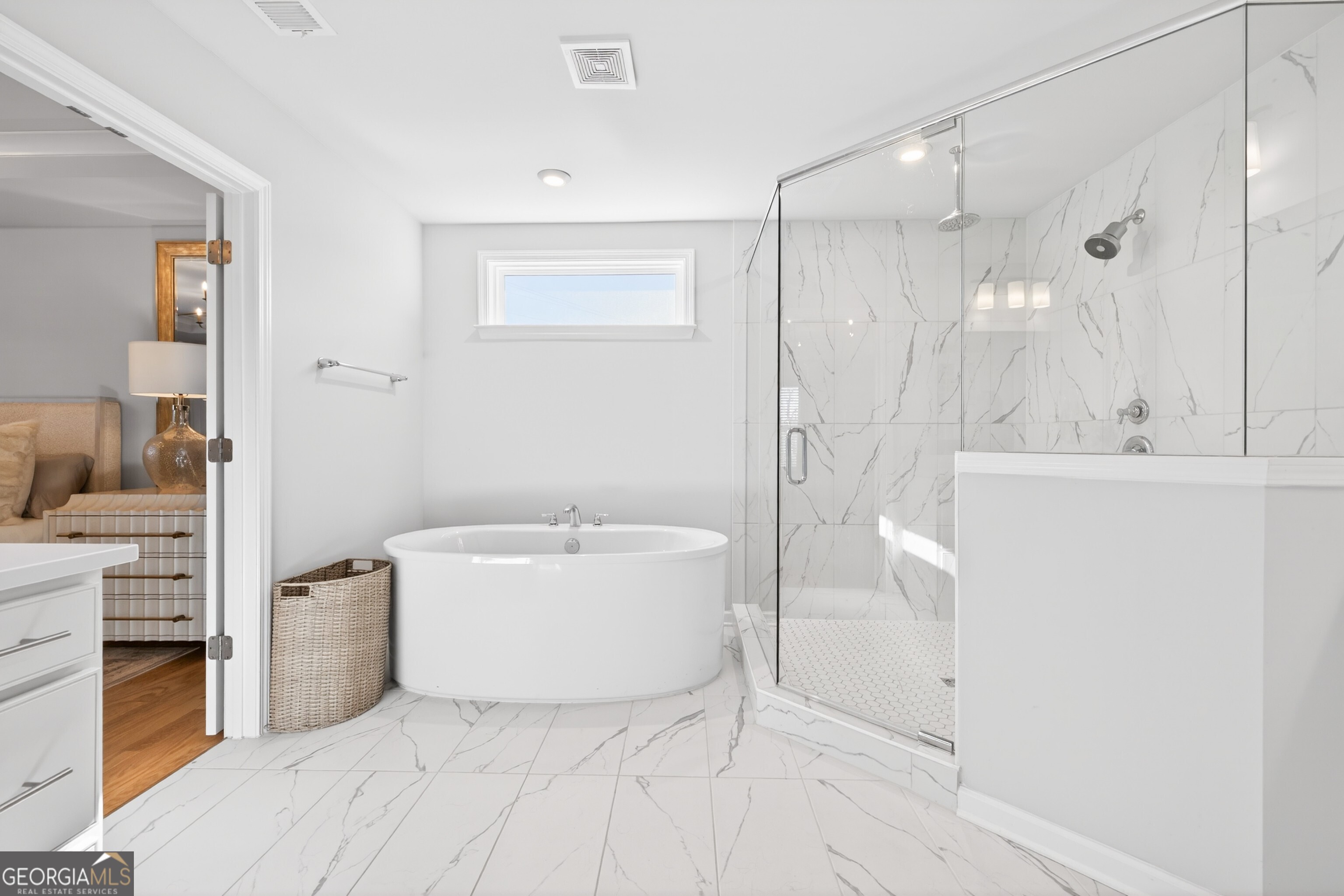 7277 Maple Brook Lane