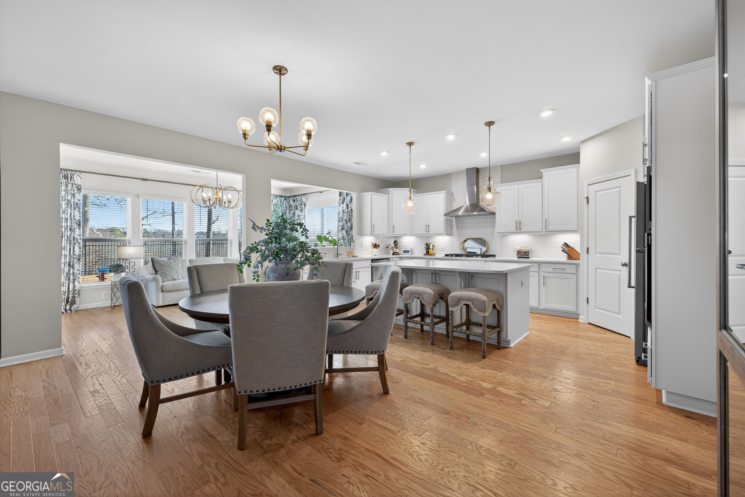 7277 Maple Brook Lane