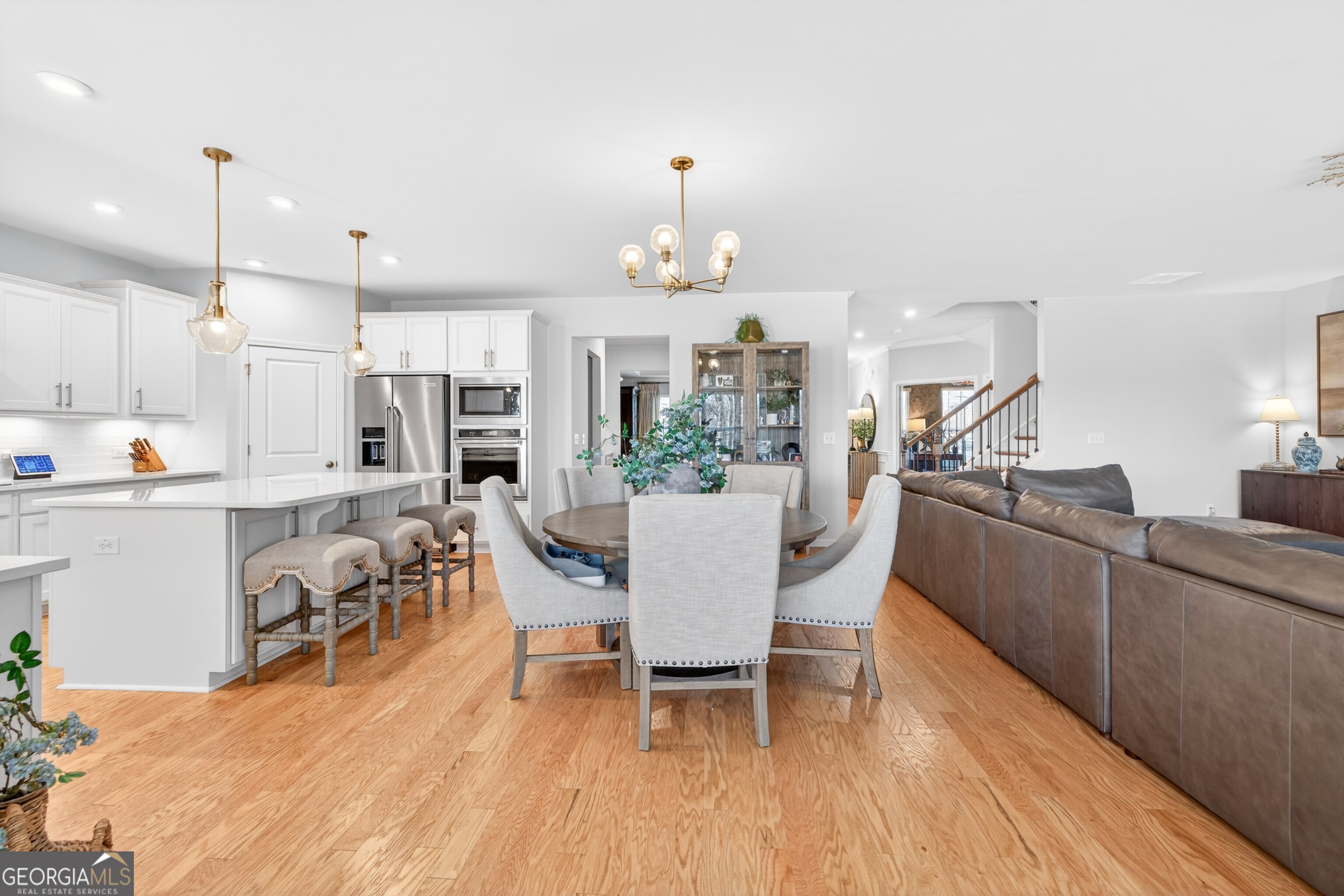 7277 Maple Brook Lane