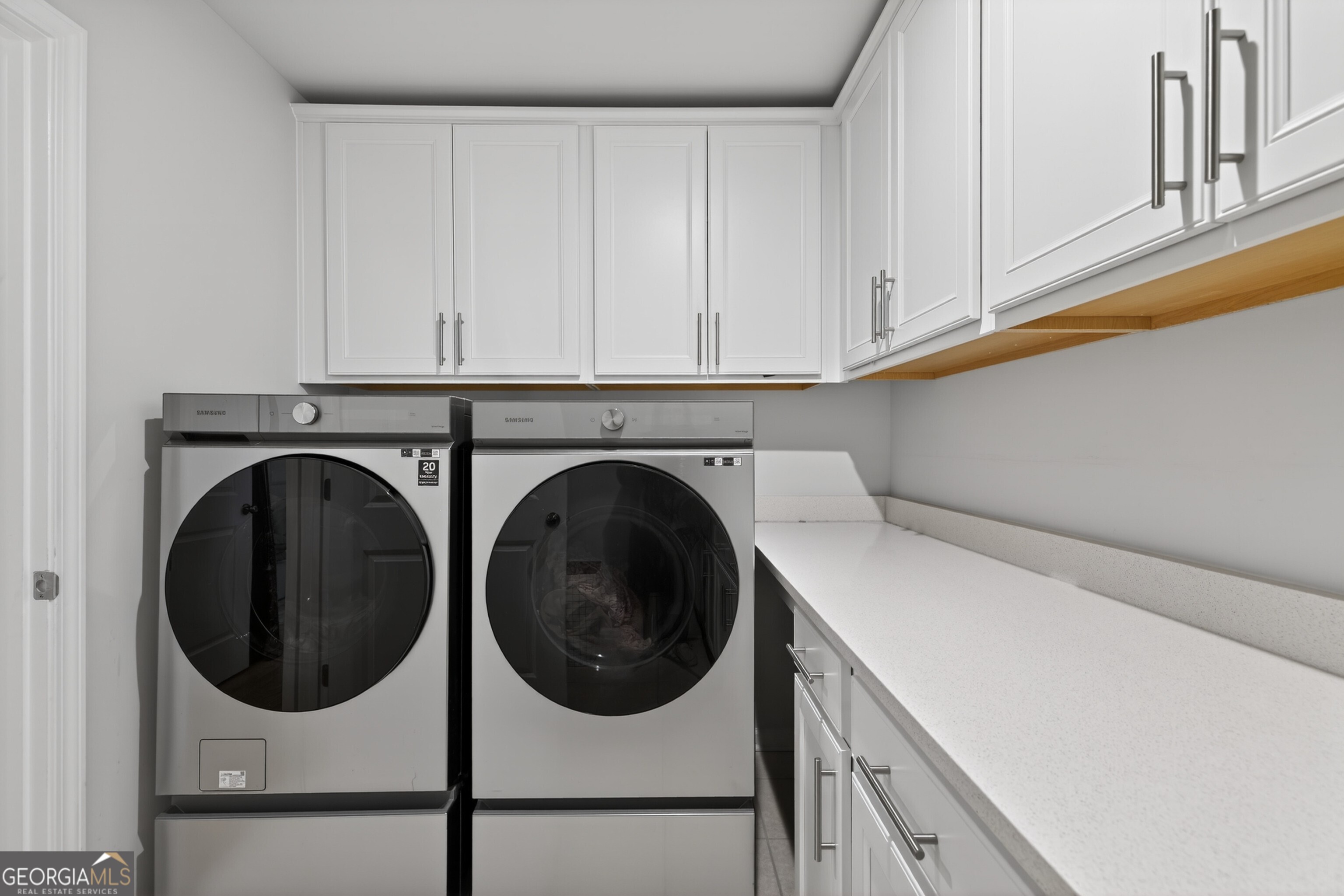 7277 Maple Brook Lane