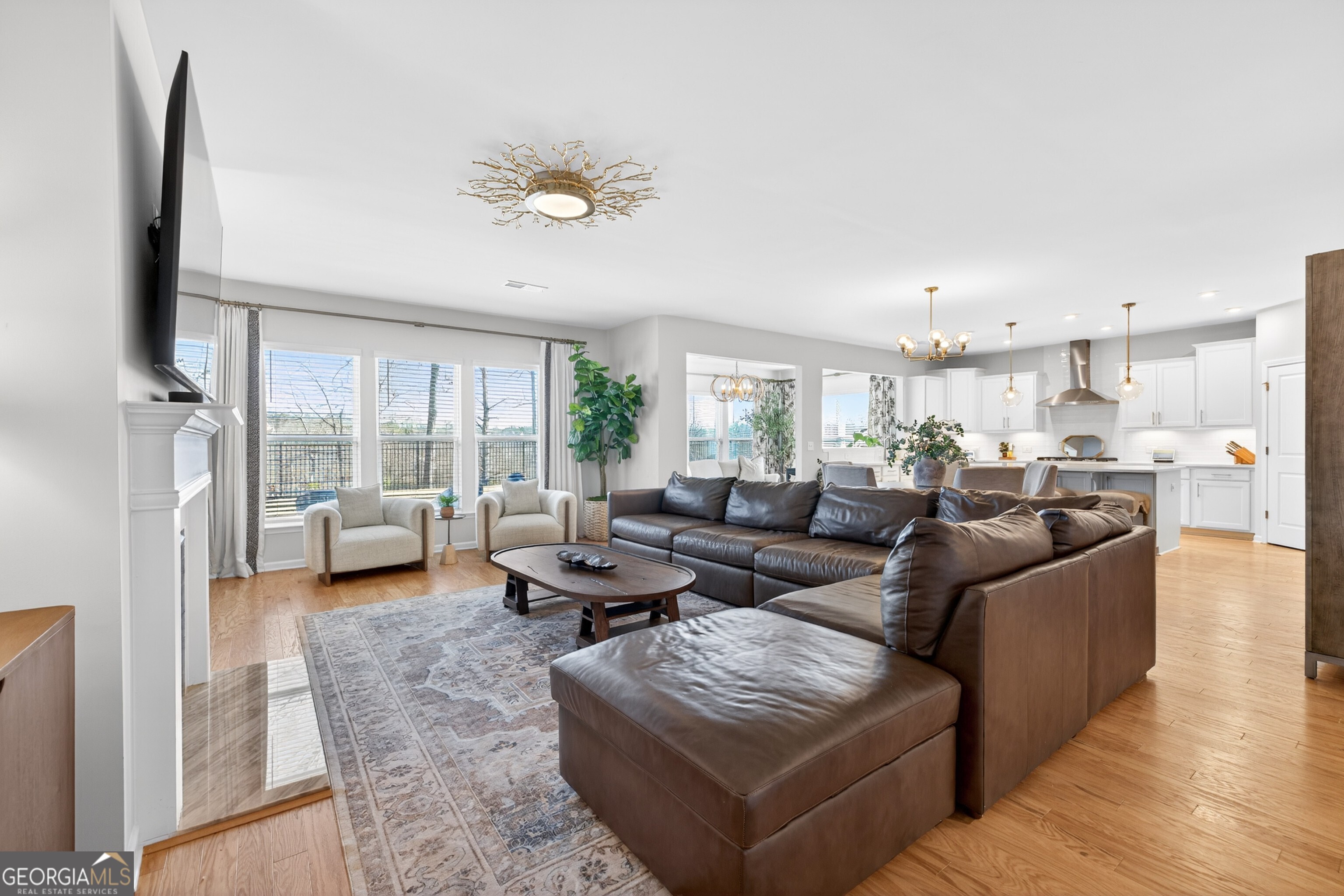 7277 Maple Brook Lane